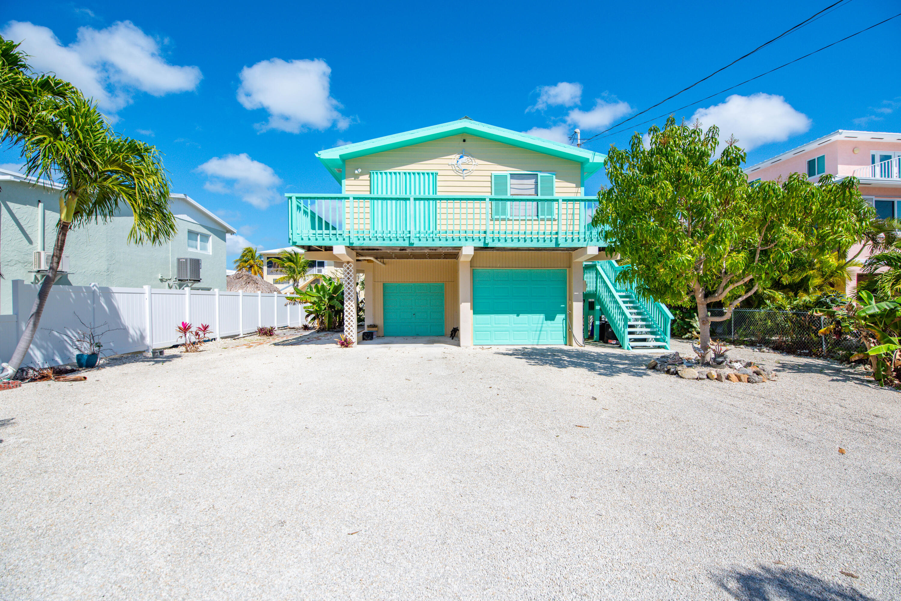 575 E Caribbean Drive Property Photo 32