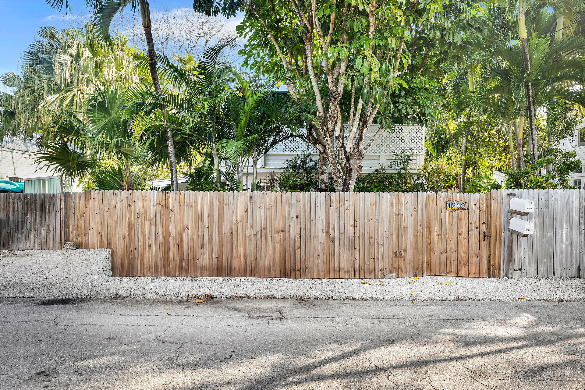 1209 Pearl Street Property Photo 37