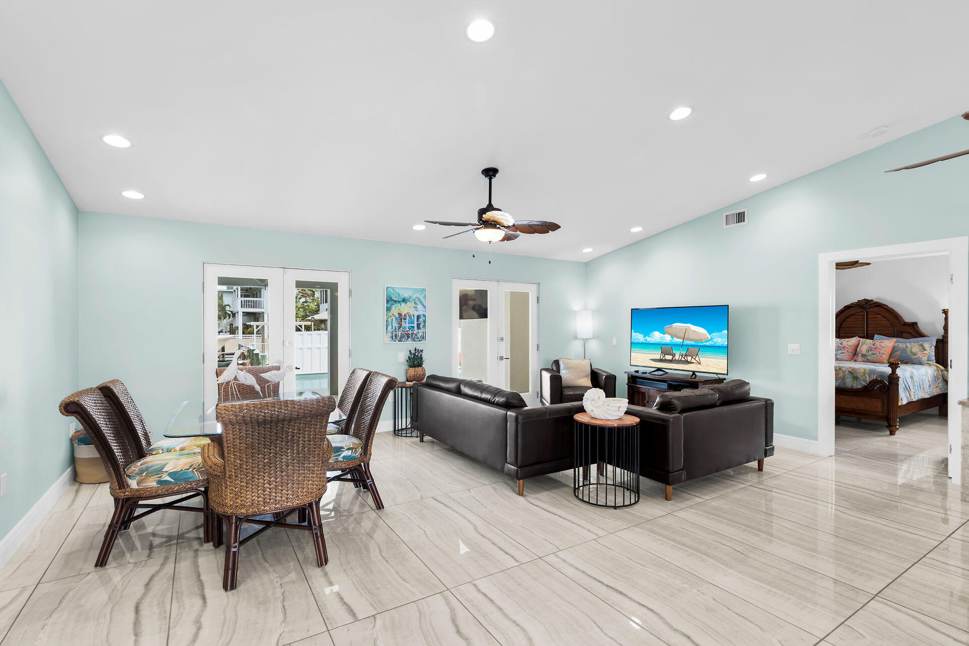150 10th Street Property Photo 7