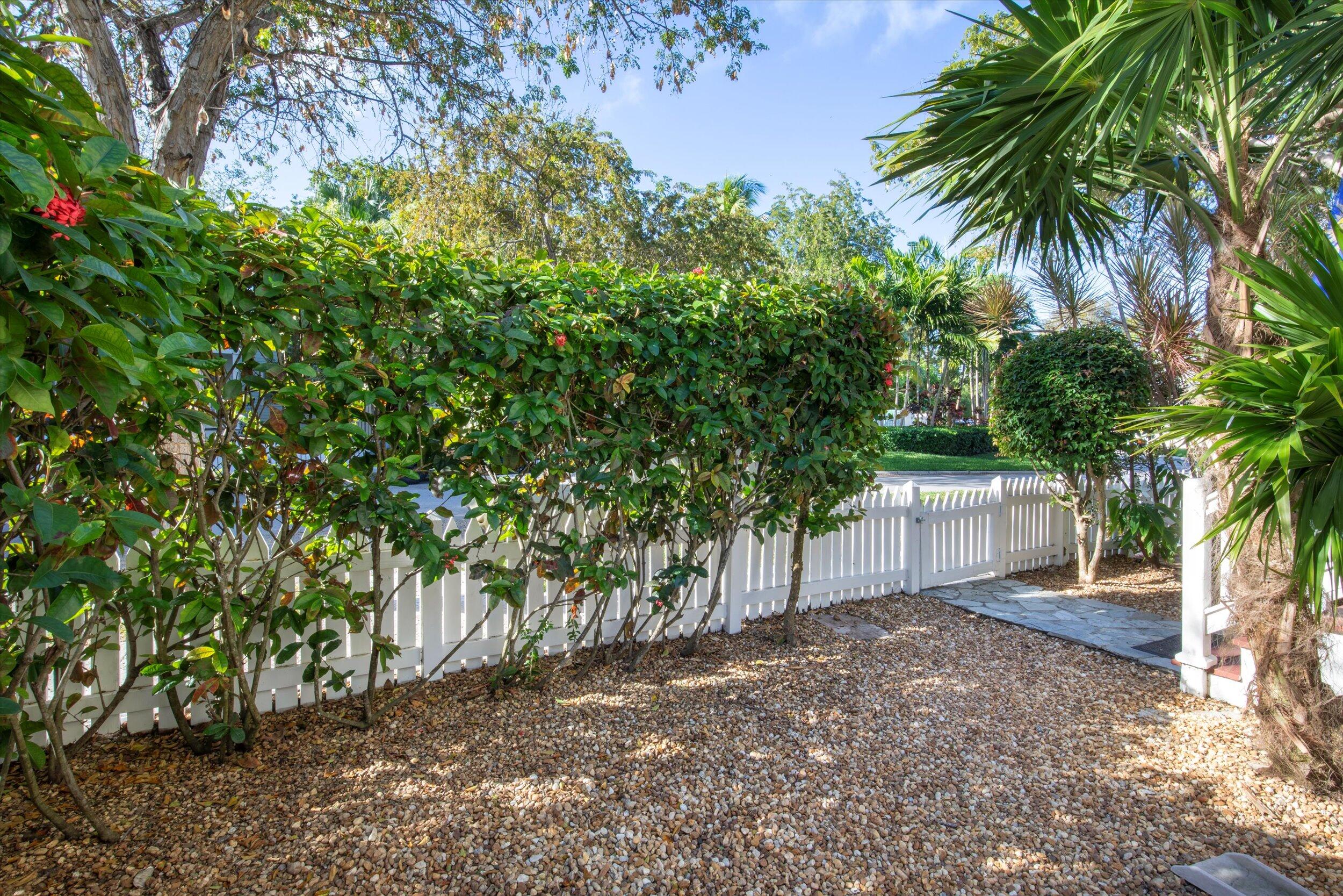 61 Golf Club Drive Property Photo 5