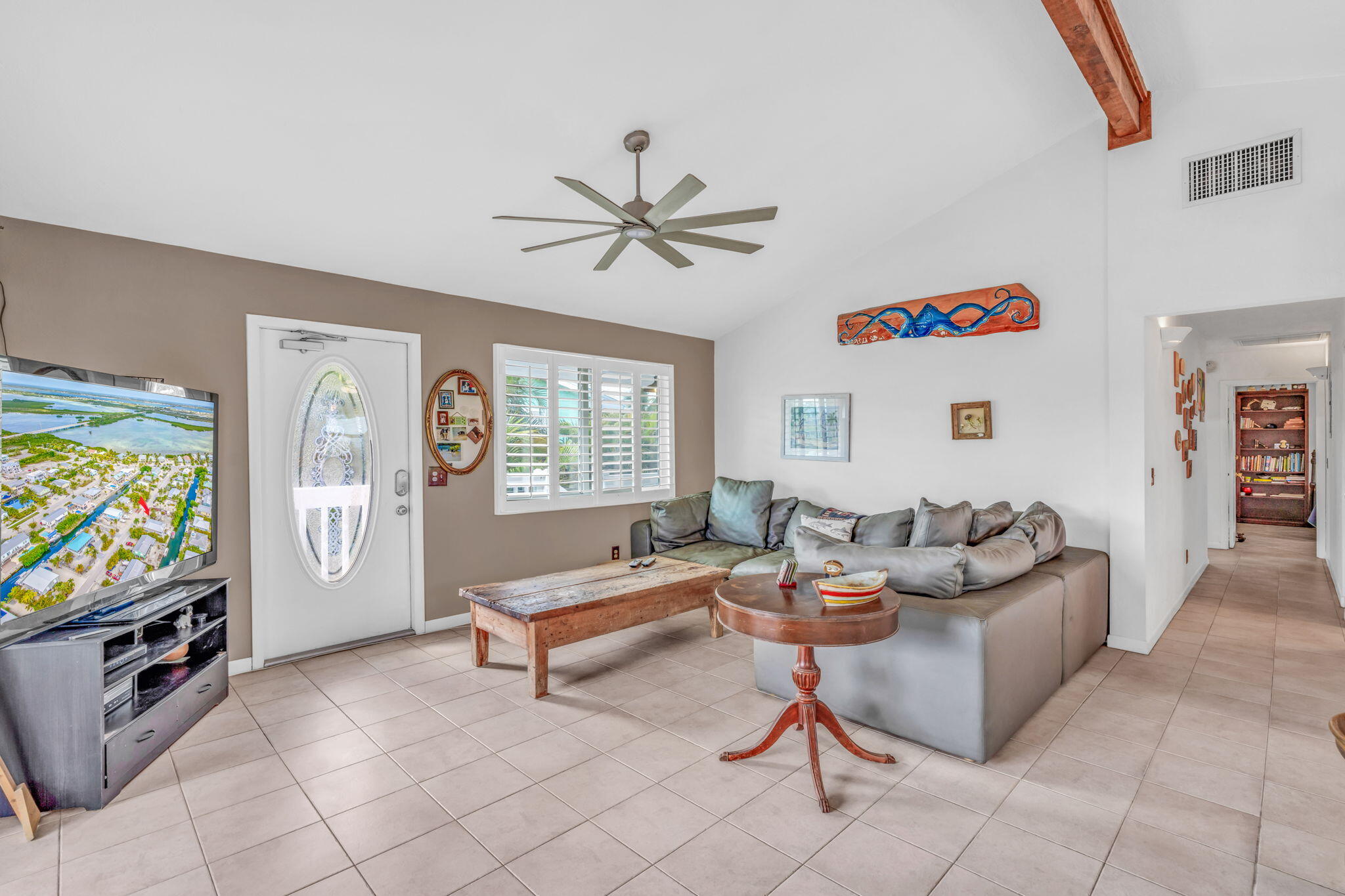 27426 Martinique Lane Property Photo 6