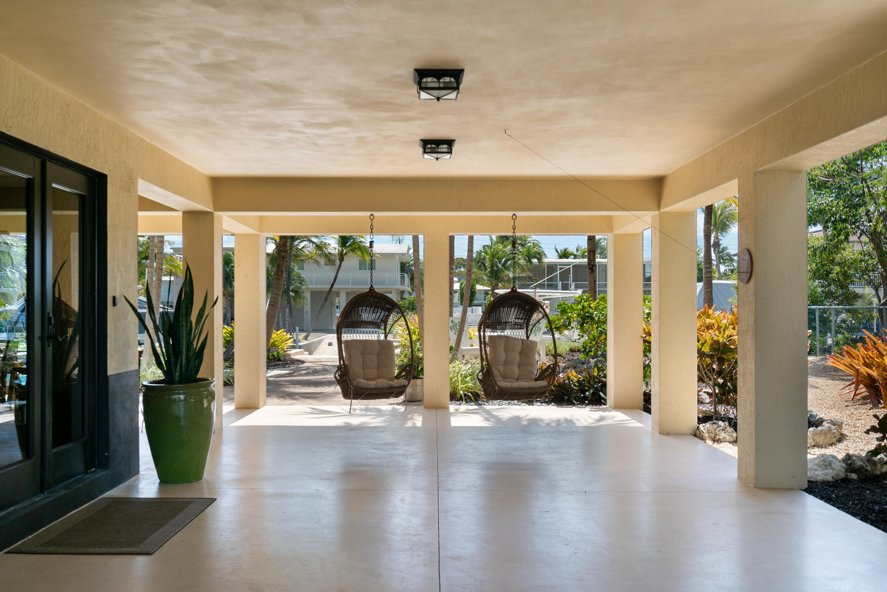 130 Harbor Drive Property Photo 6