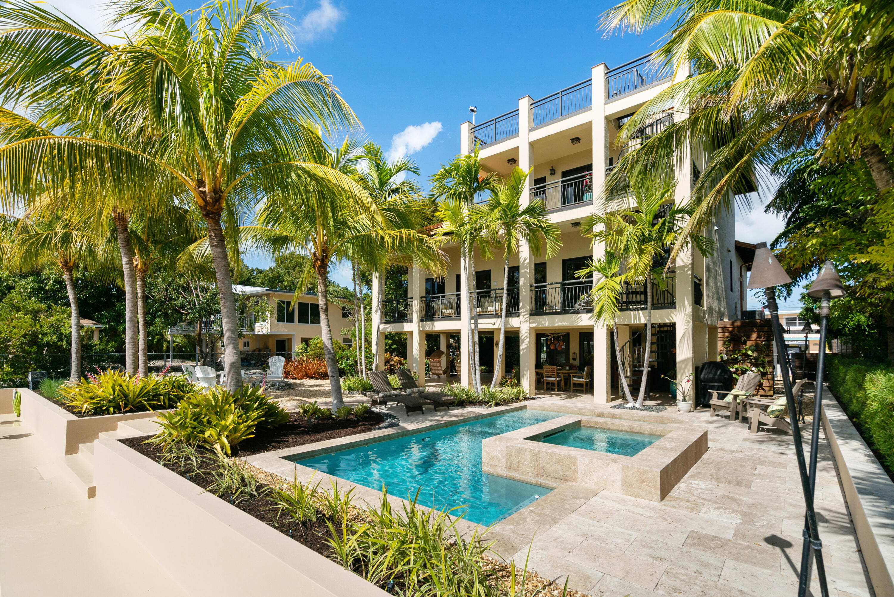 130 Harbor Drive Property Photo 38