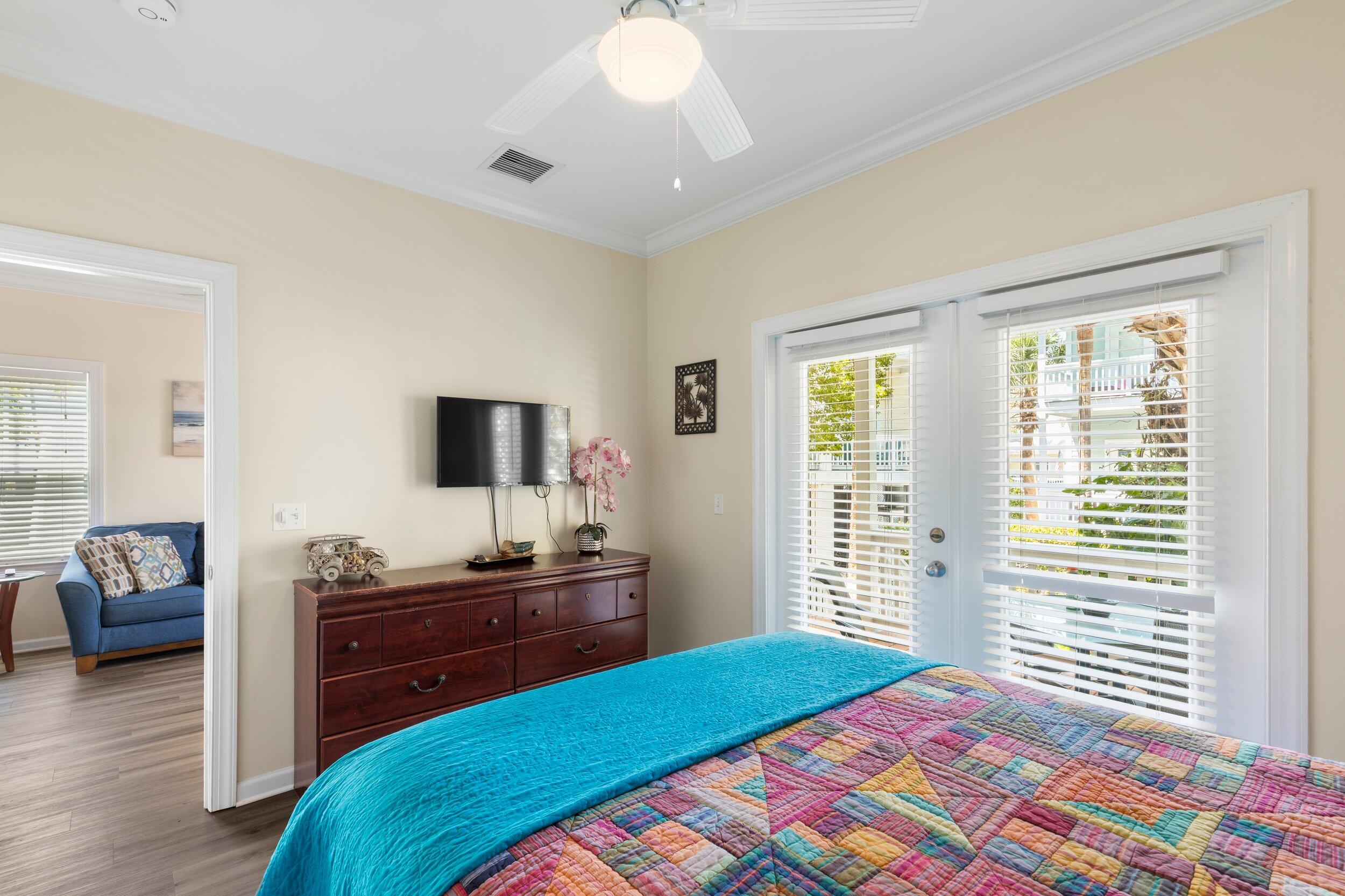 8 Coral Way Property Photo 9