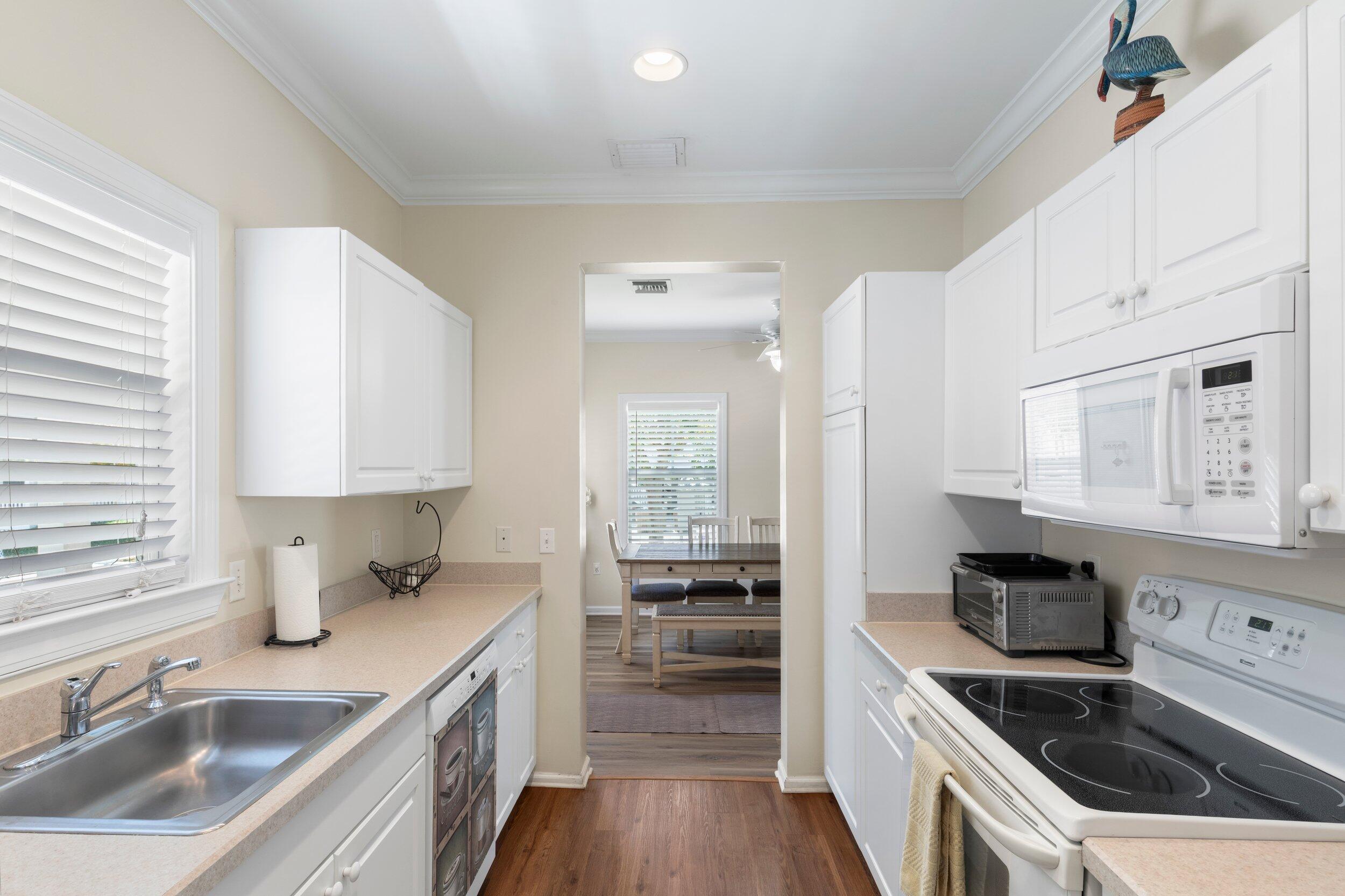 8 Coral Way Property Photo 10