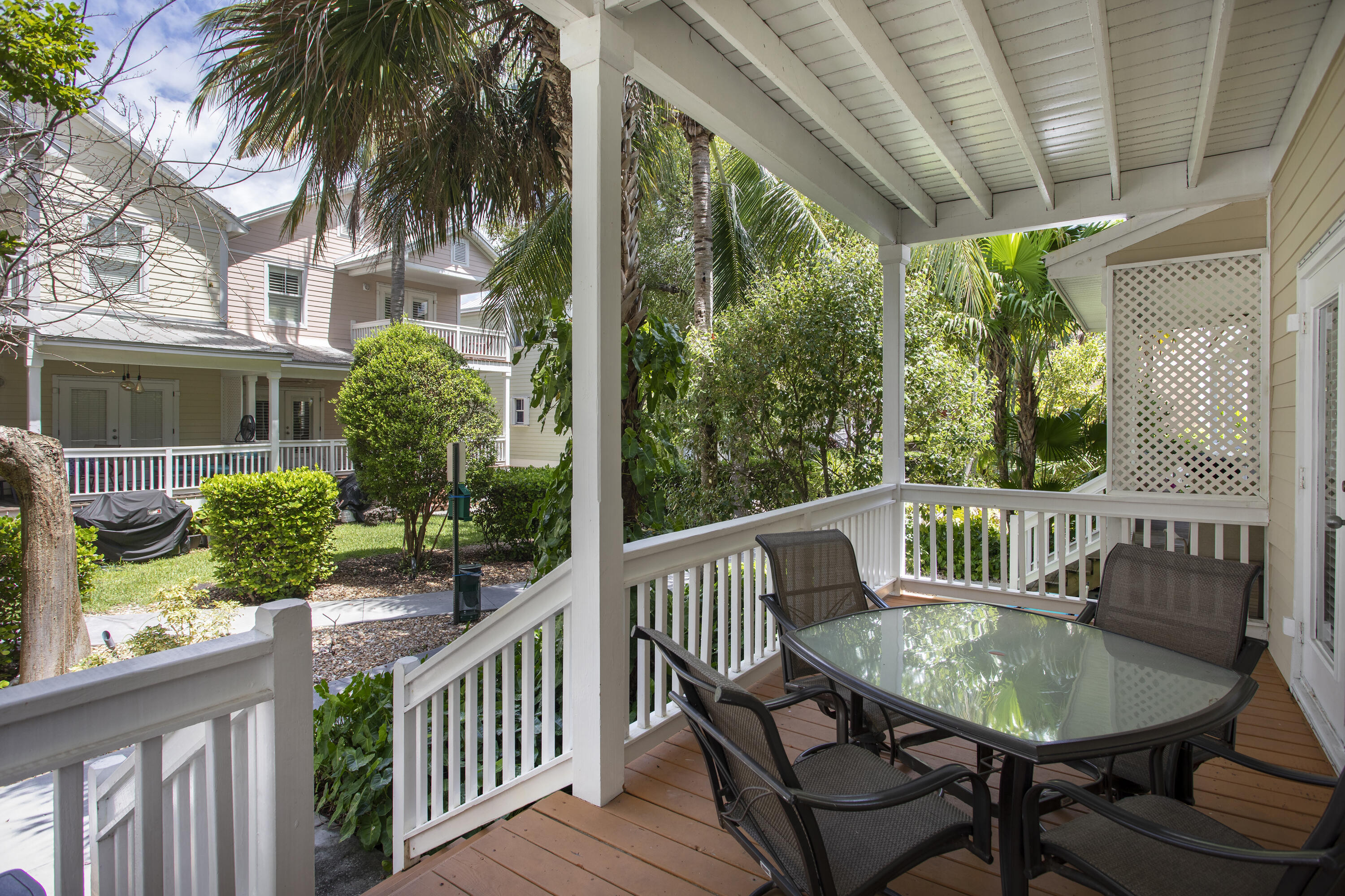 8 Coral Way Property Photo 13