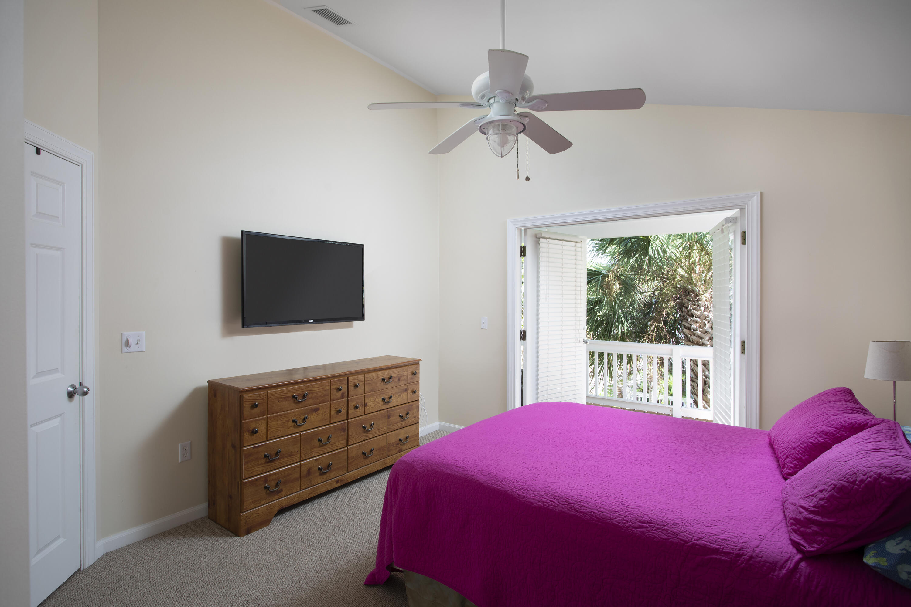 8 Coral Way Property Photo 24