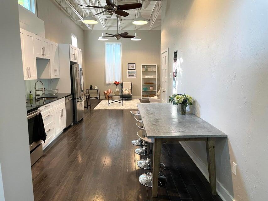 1114 White Street Property Photo 2