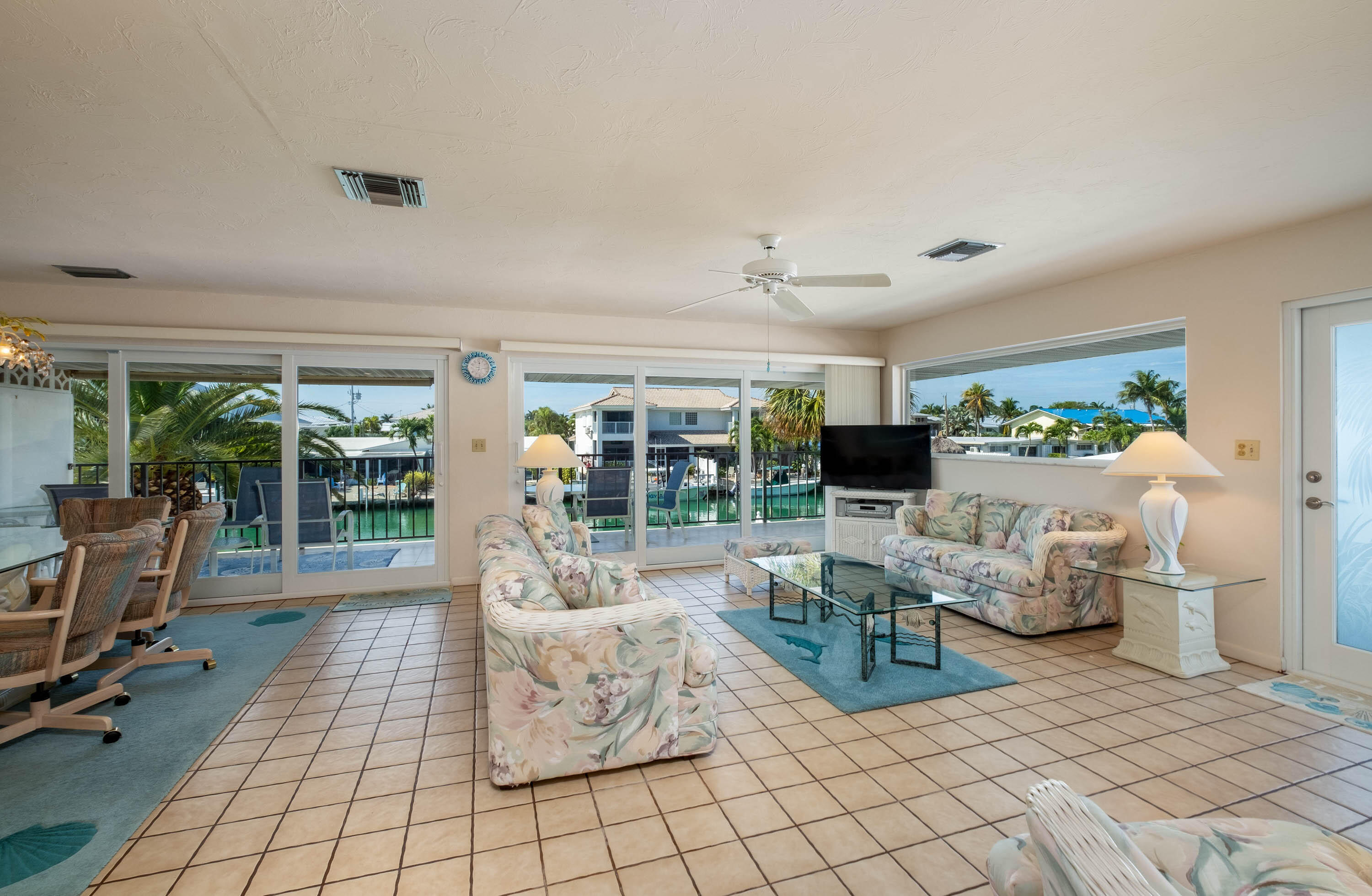 531 10th Street Property Photo 4