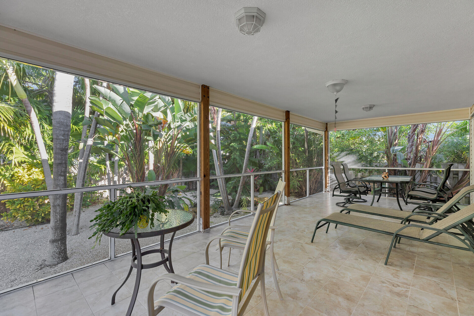 260 3rd Street Property Photo 8