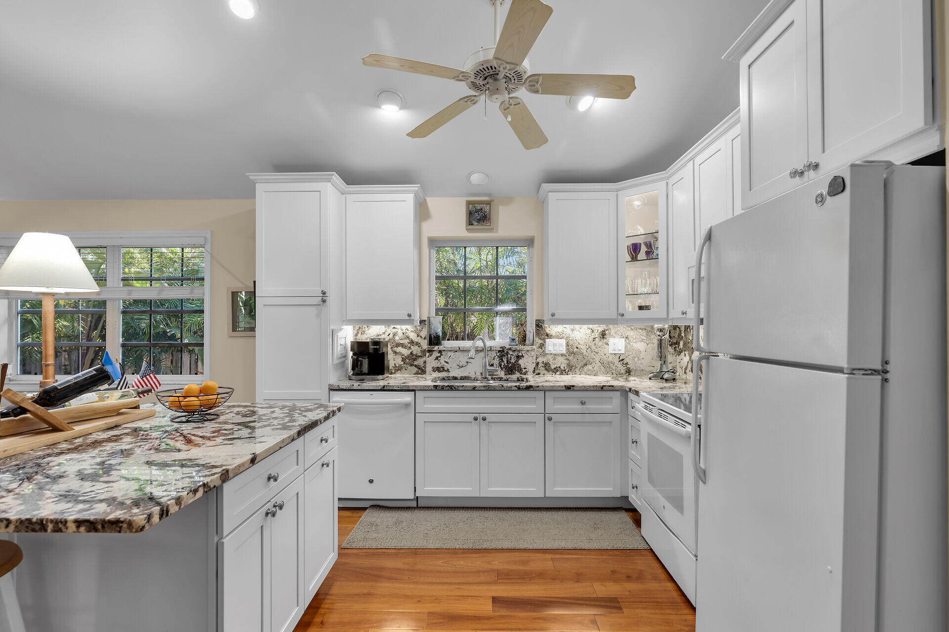 260 3rd Street Property Photo 15