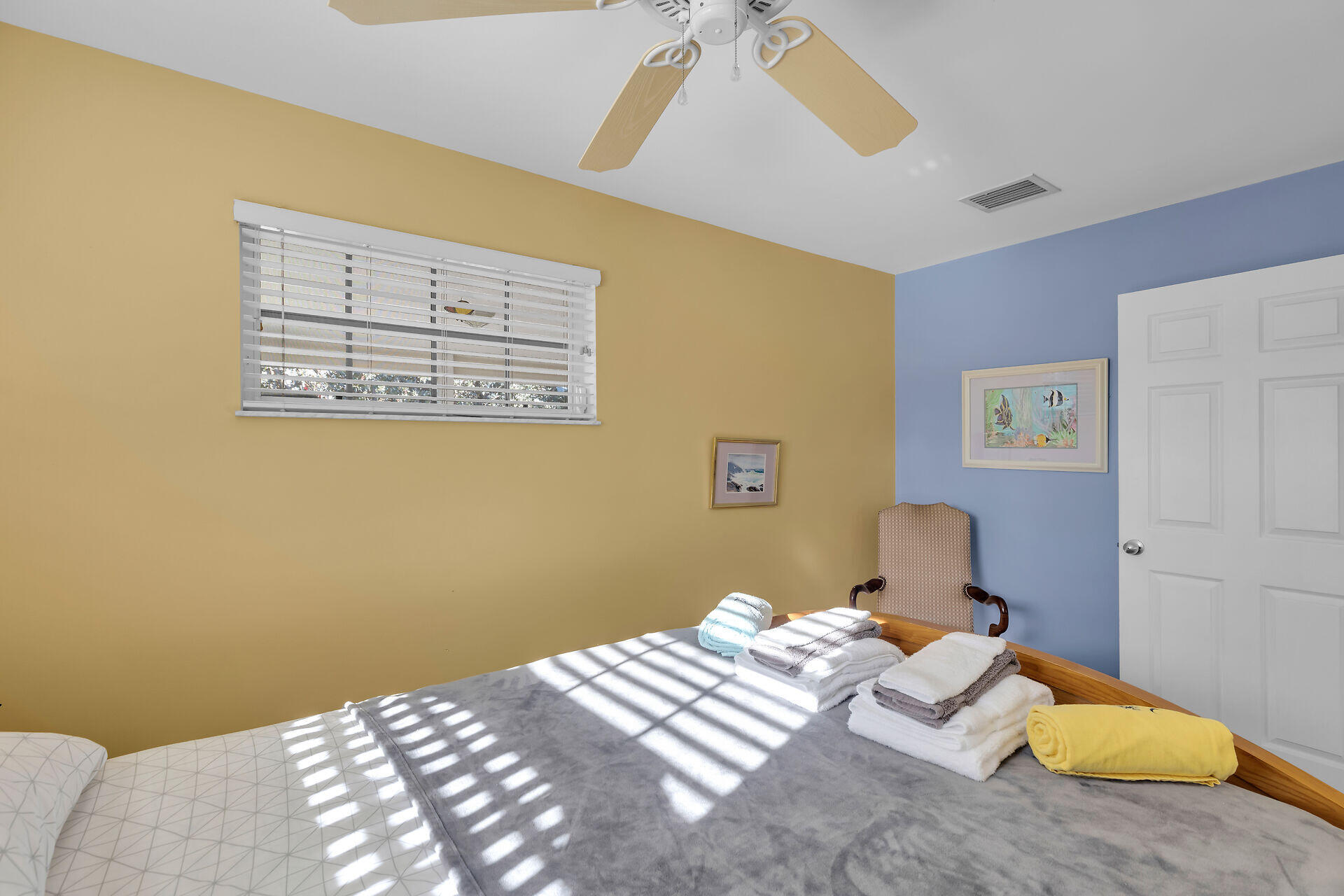 260 3rd Street Property Photo 27