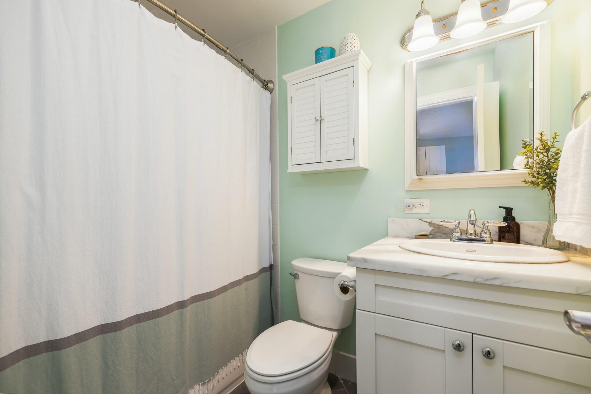 264 Lincoln Avenue Property Photo 25