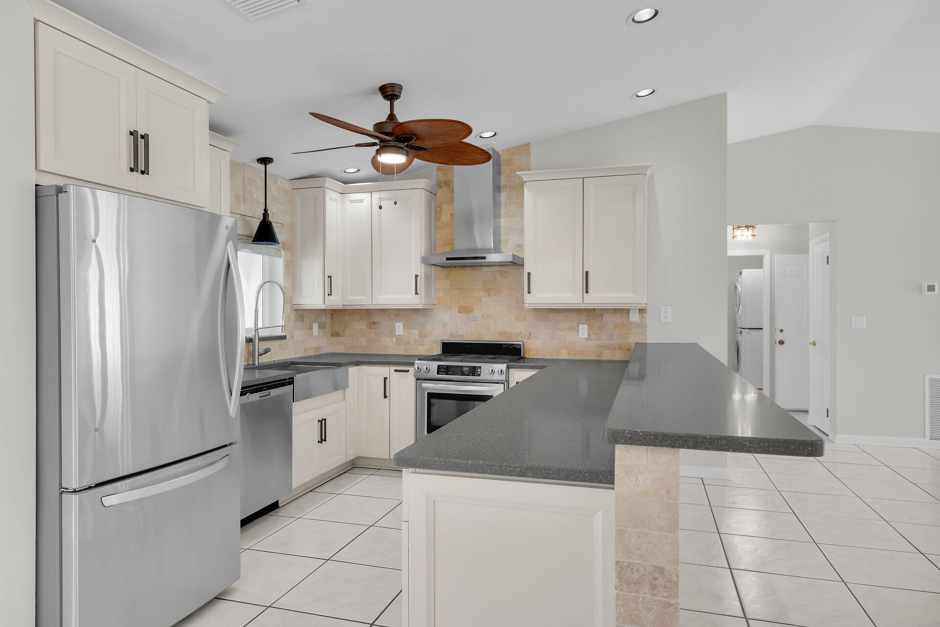 20841 W 8th Avenue Property Photo 9