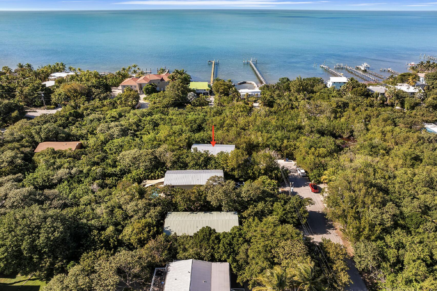 370 Cocoanut Avenue Property Photo 15