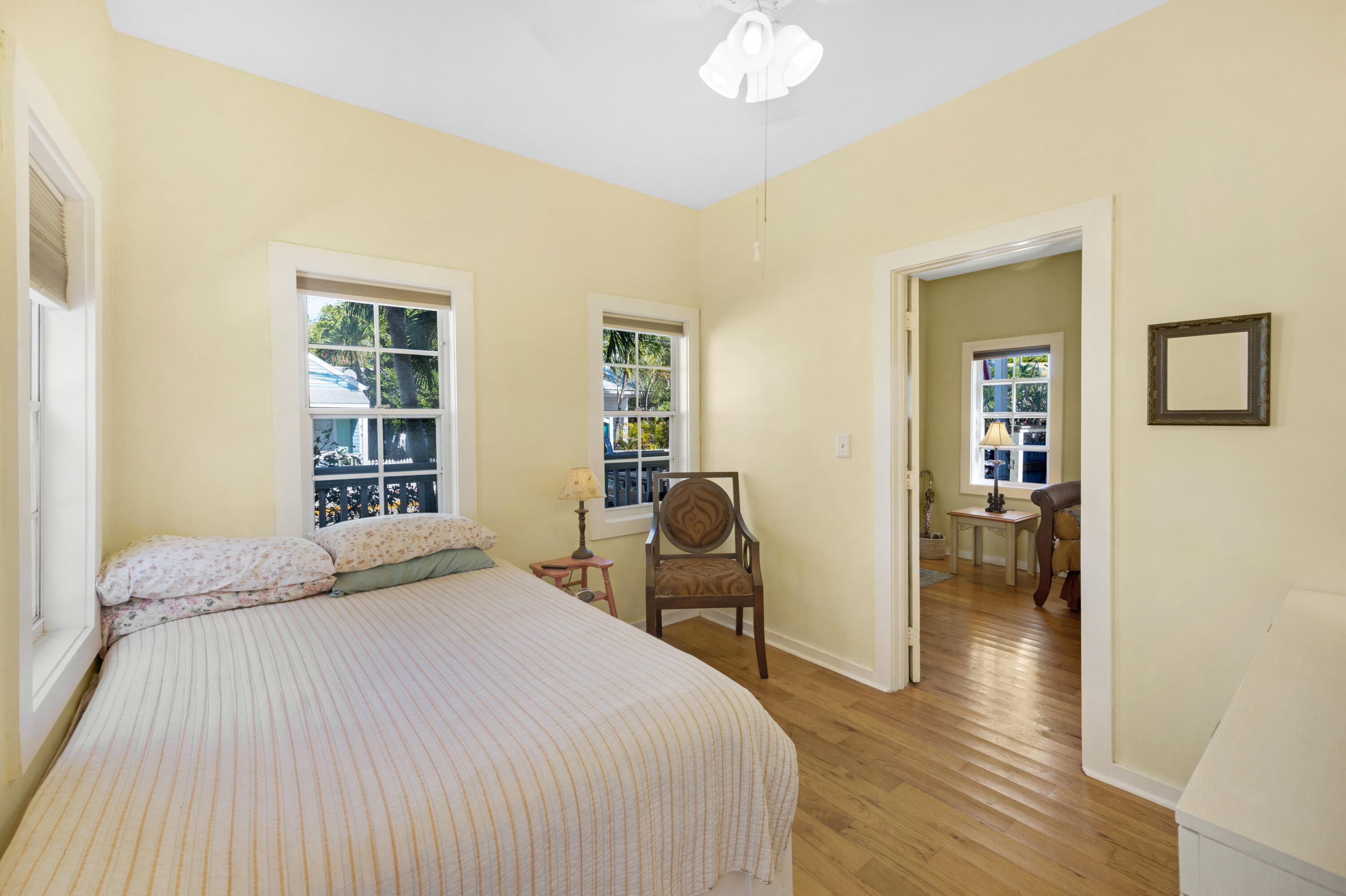 900 Thomas Street Property Photo 17
