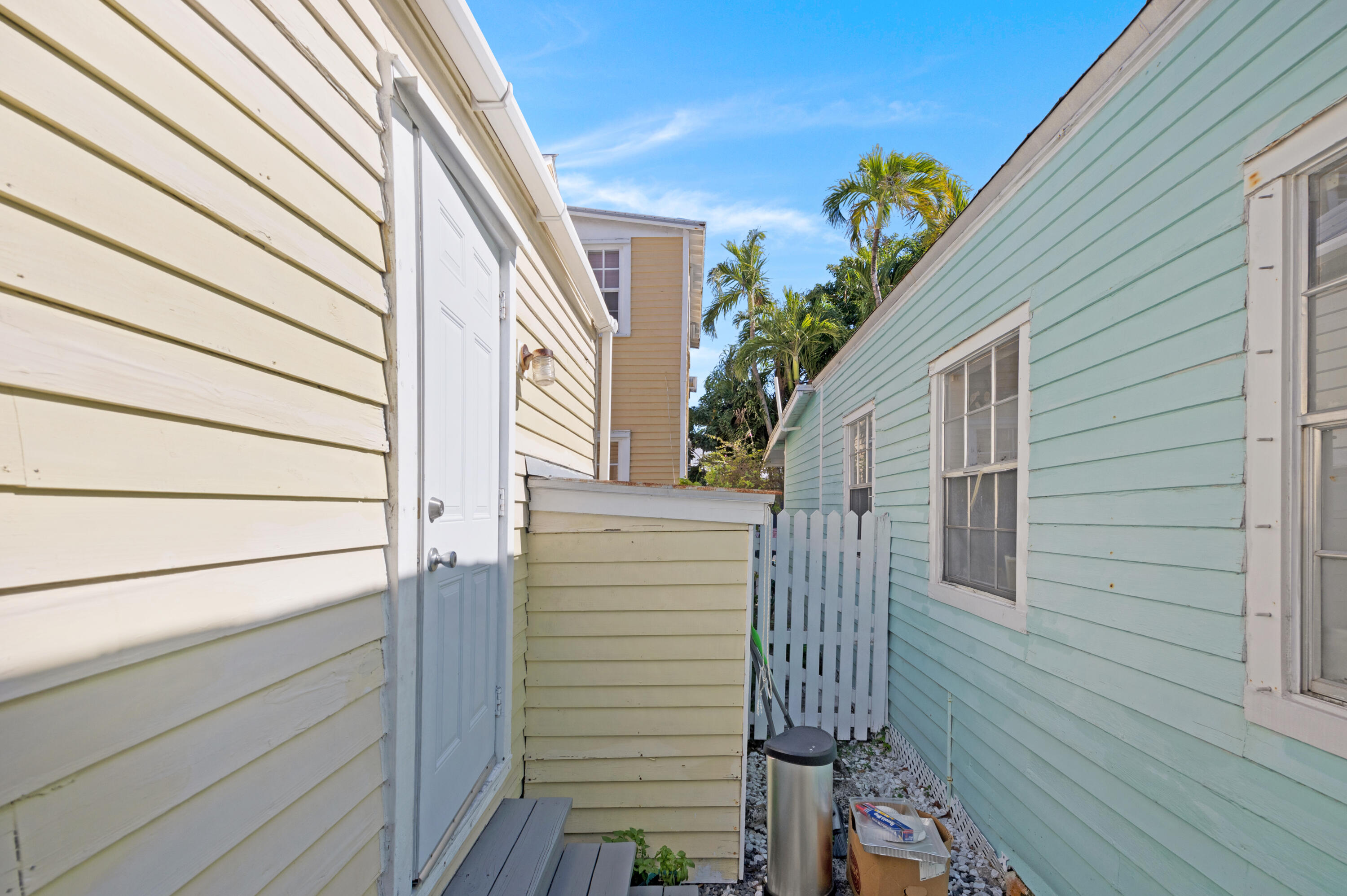 900 Thomas Street Property Photo 24