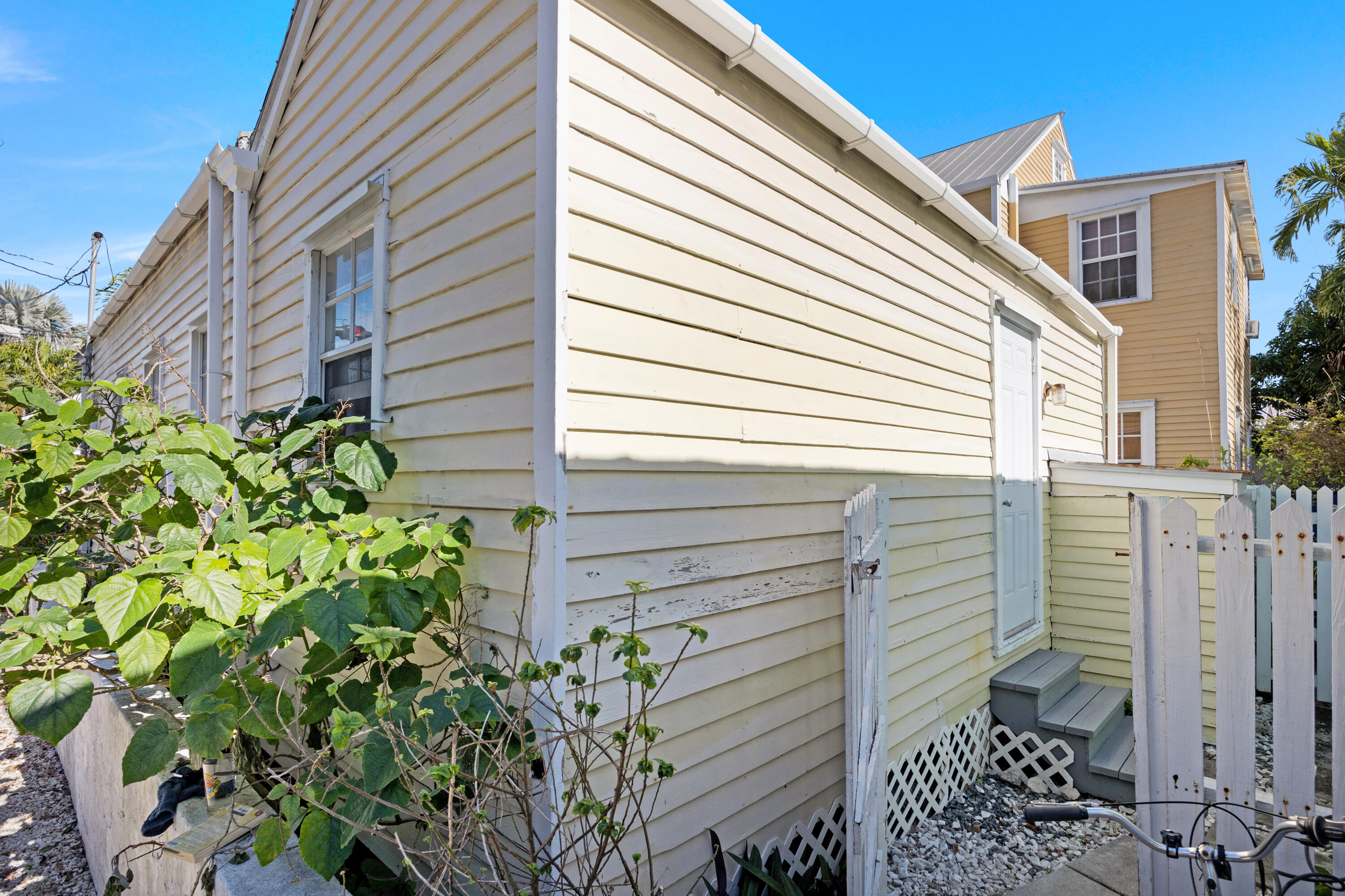 900 Thomas Street Property Photo 26