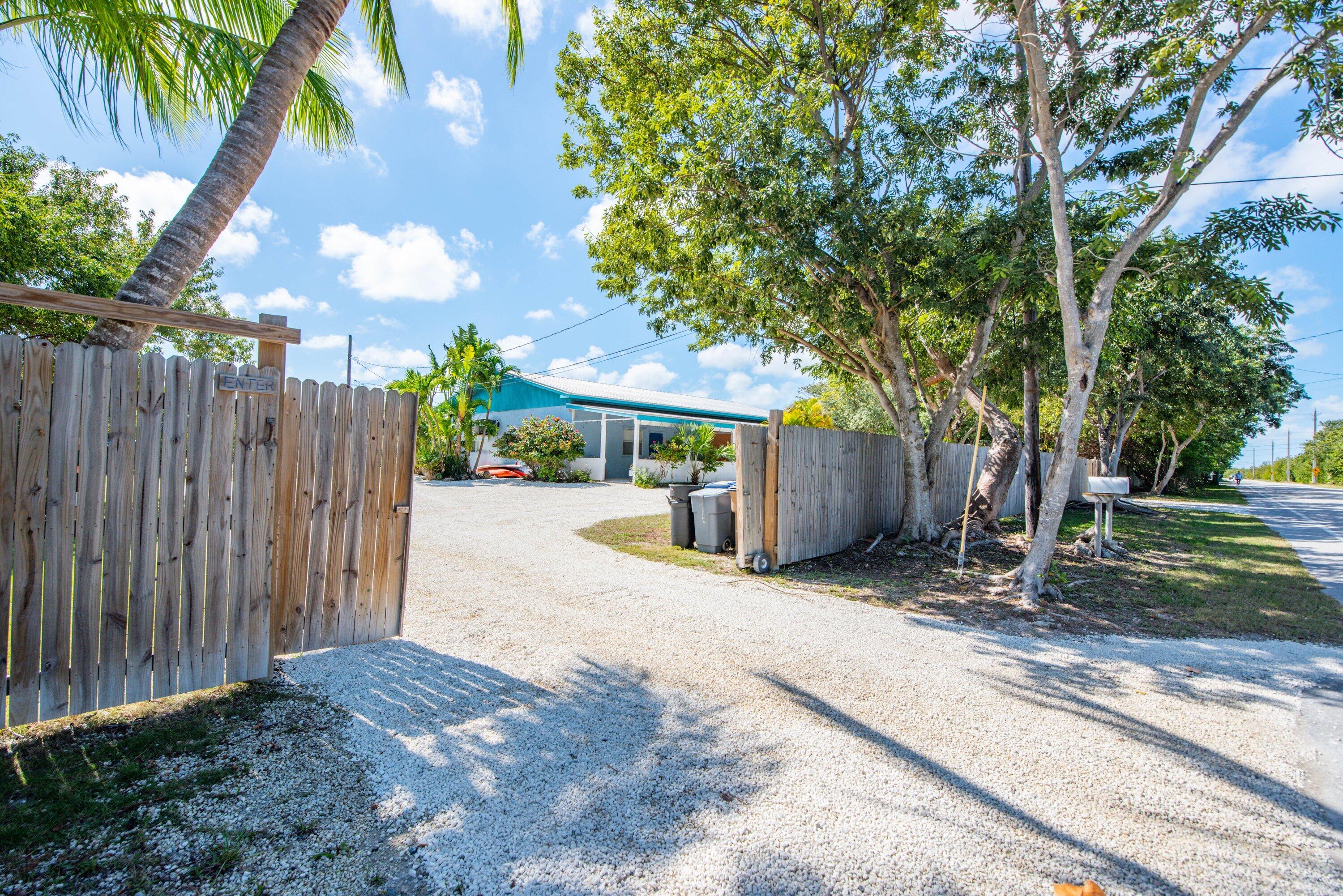 30830 Watson Boulevard Property Photo 5