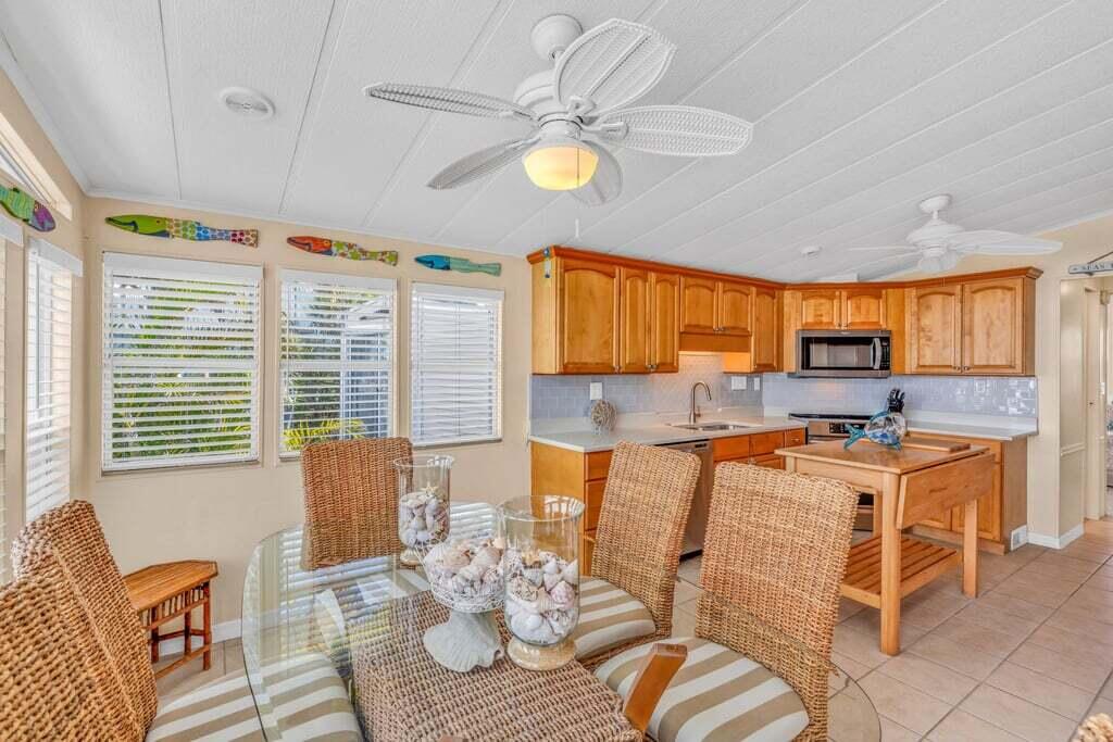 701 Spanish Main Drive, 415 Property Photo 5