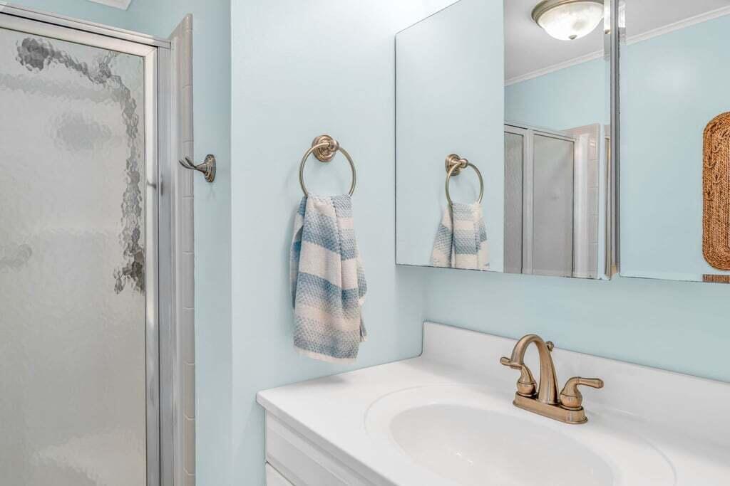 701 Spanish Main Drive, 415 Property Photo 12