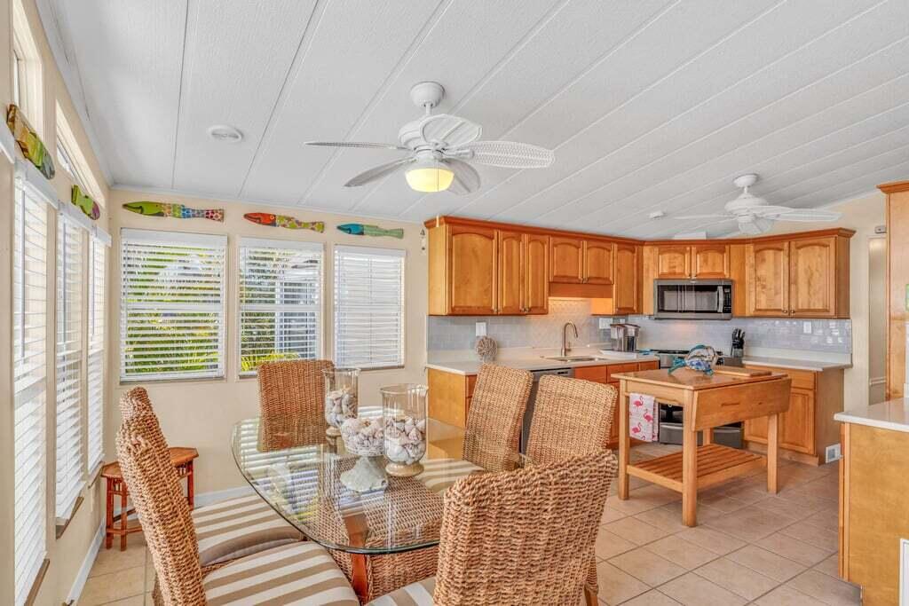 701 Spanish Main Drive, 415 Property Photo 21