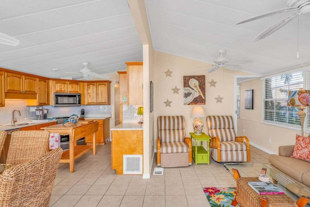 701 Spanish Main Drive, 415 Property Photo 22