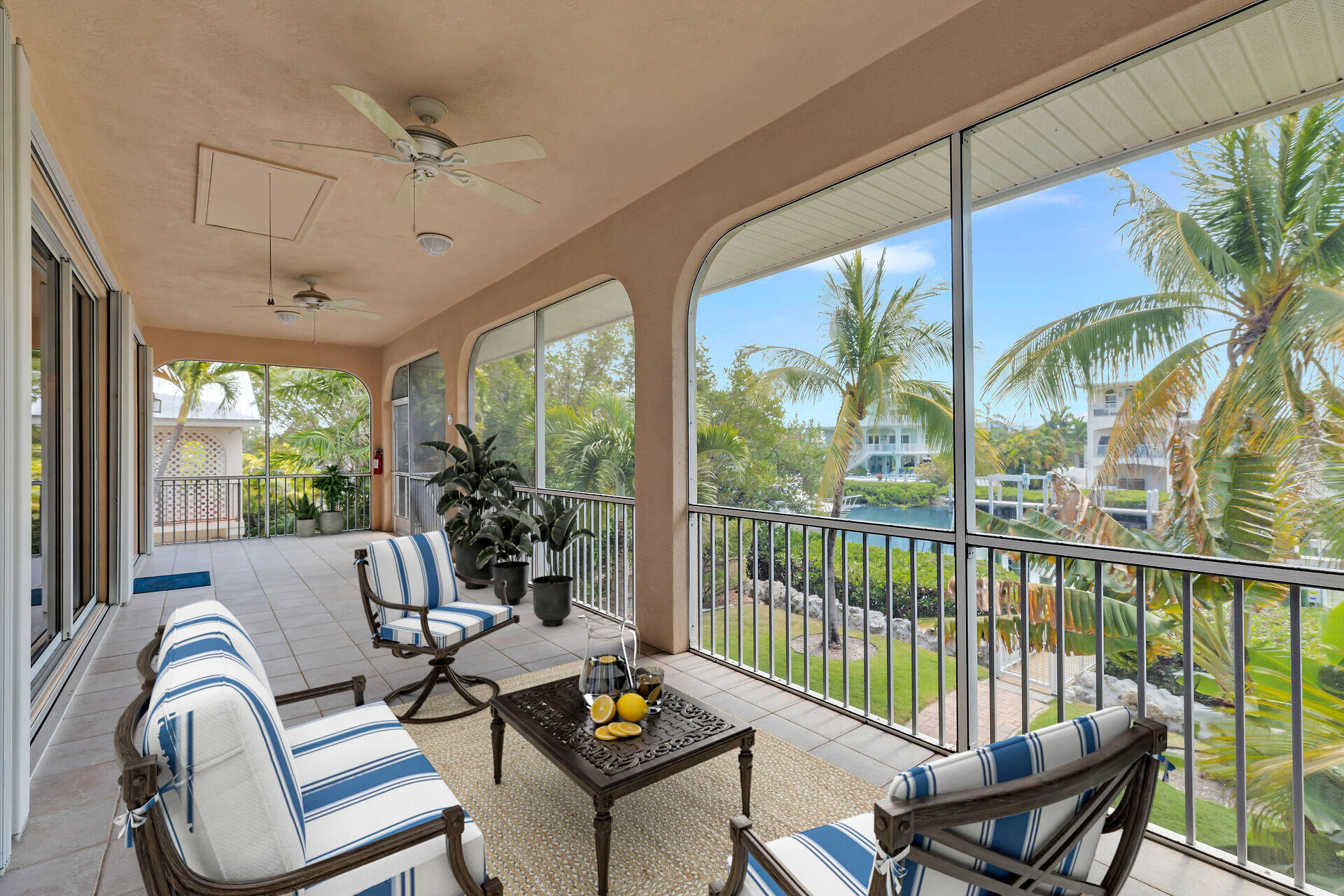 845 E Copa D Oro Property Photo 13