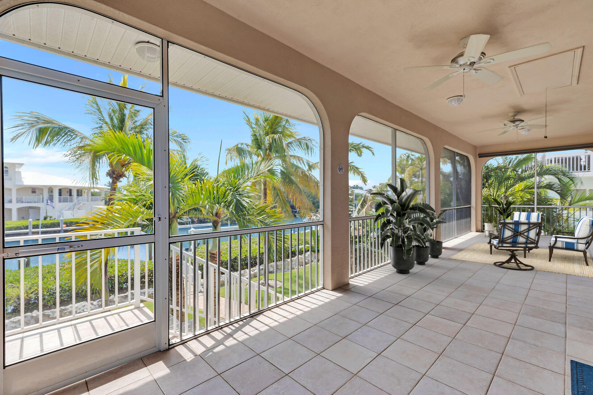 845 E Copa D Oro Property Photo 15