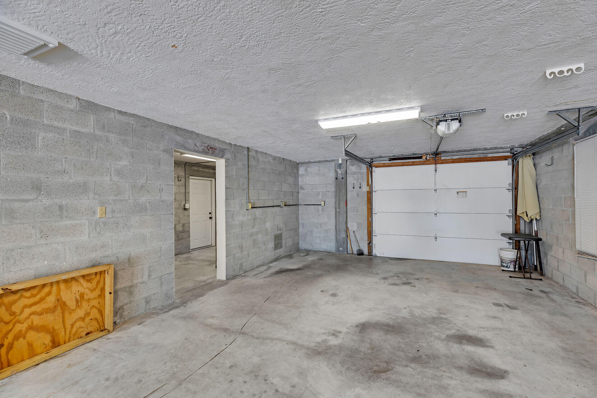845 E Copa D Oro Property Photo 37