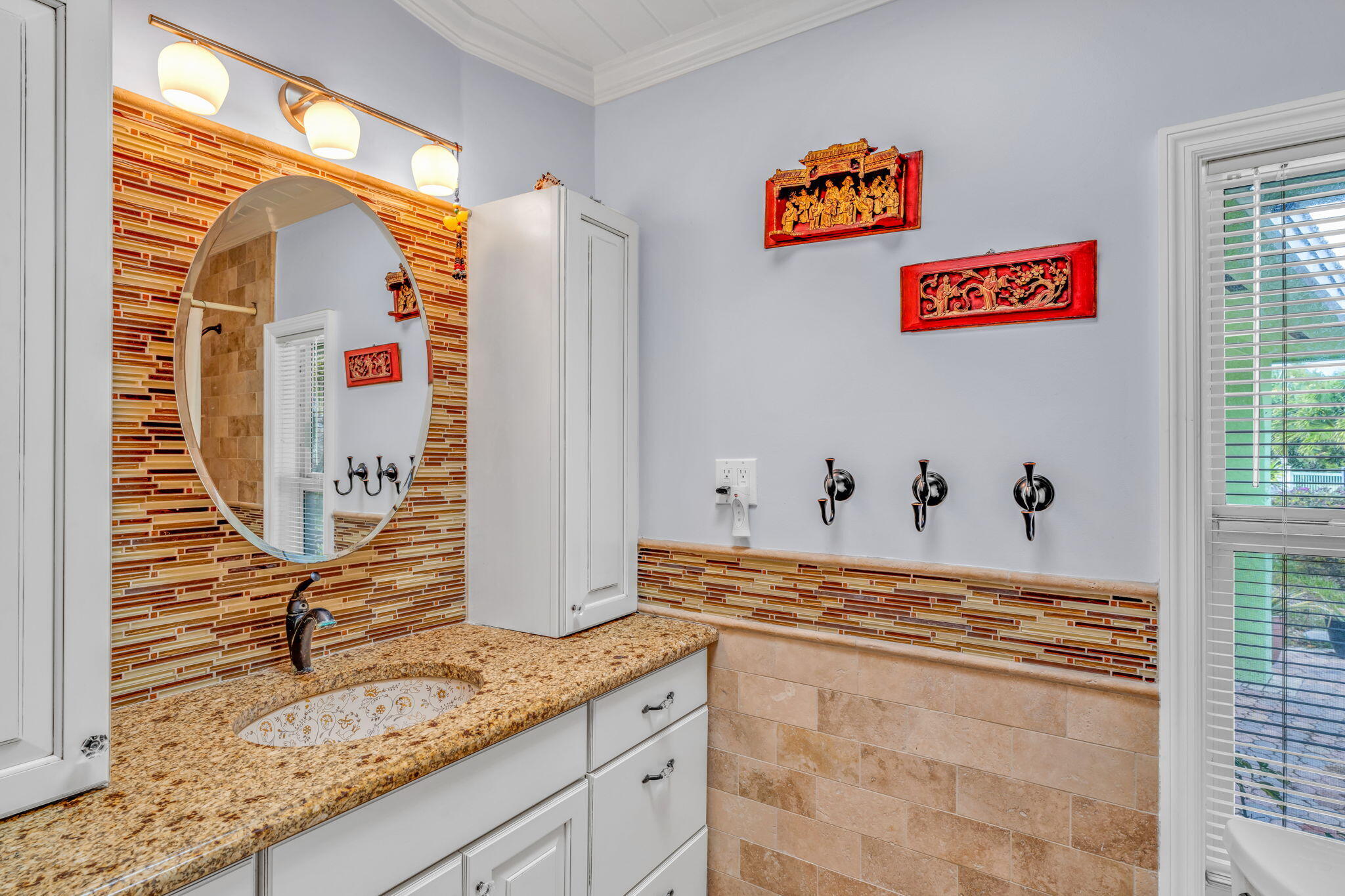 1068 E Buttonwood Drive Property Photo 17
