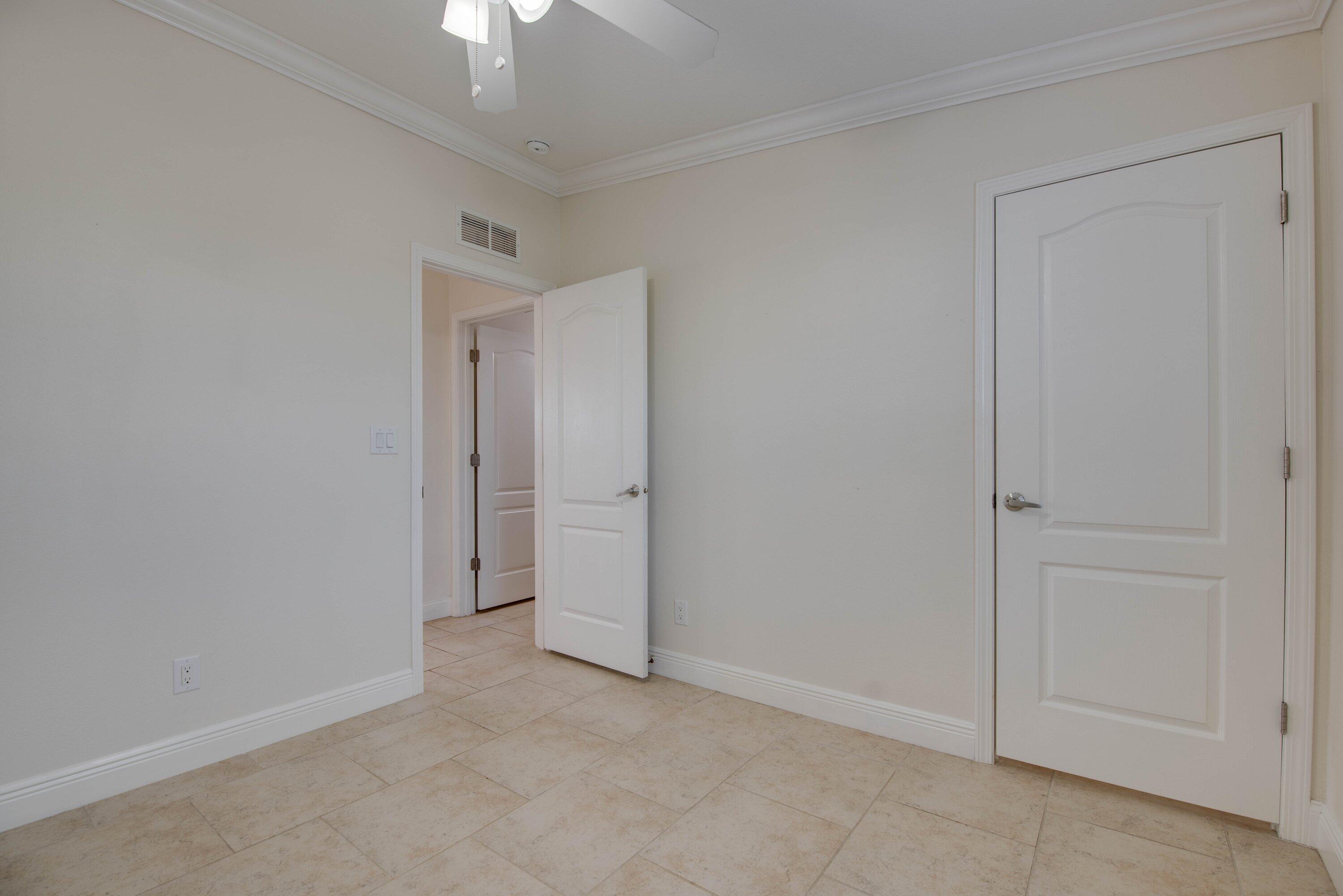 786 Jamaica Lane Property Photo 17