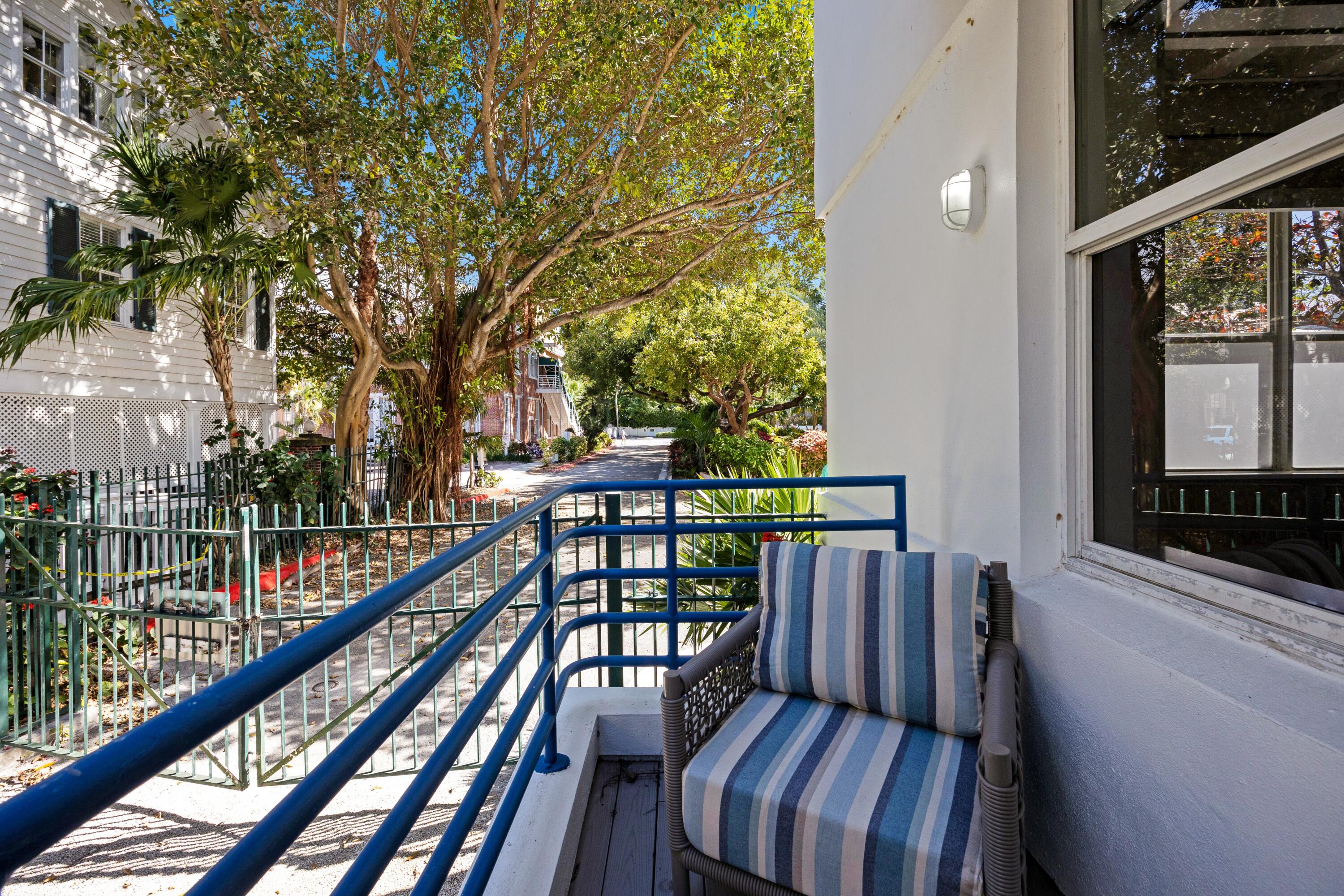 115 Front Street, 101 Property Photo 29