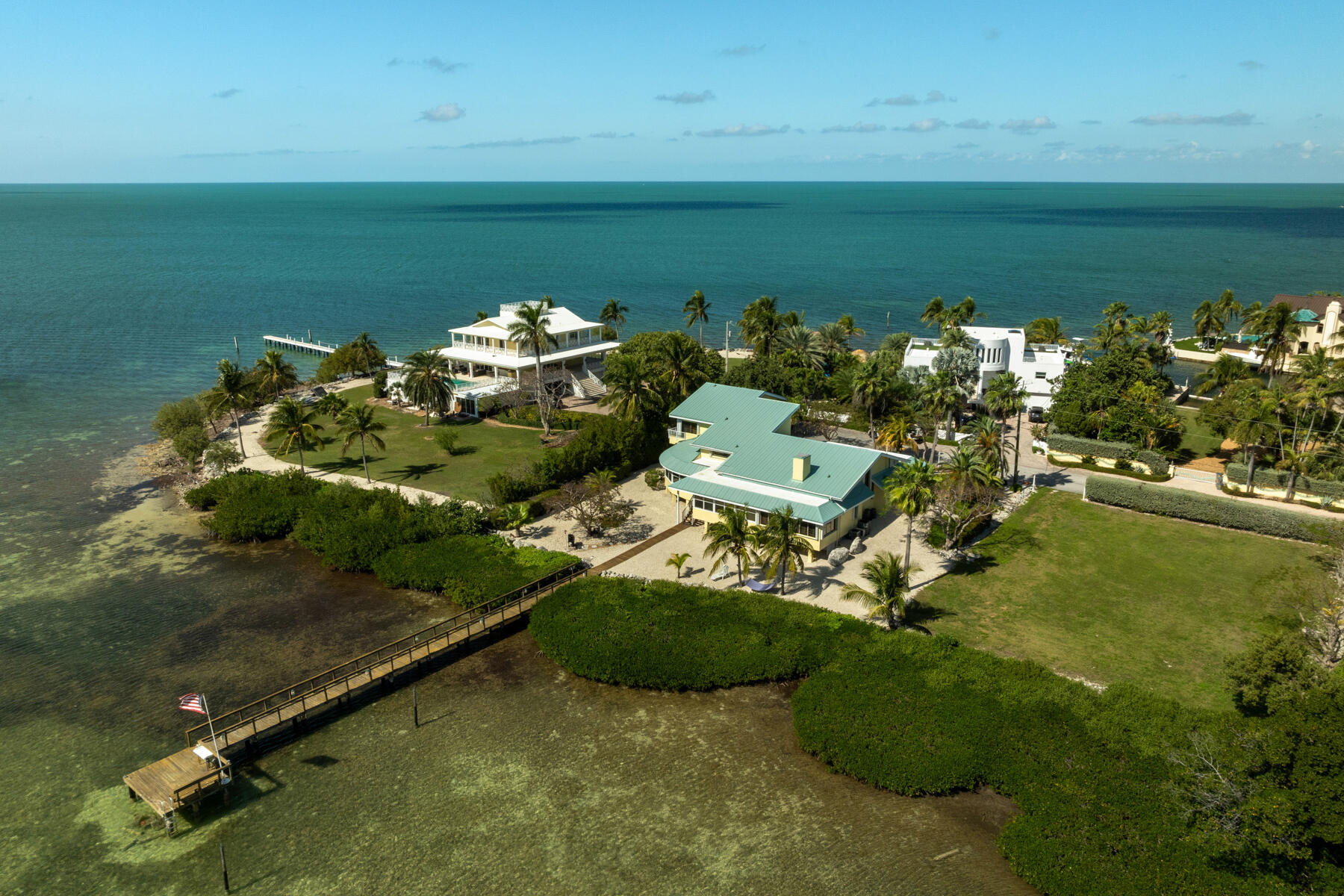 120 Pirates Cove Drive Property Photo 3