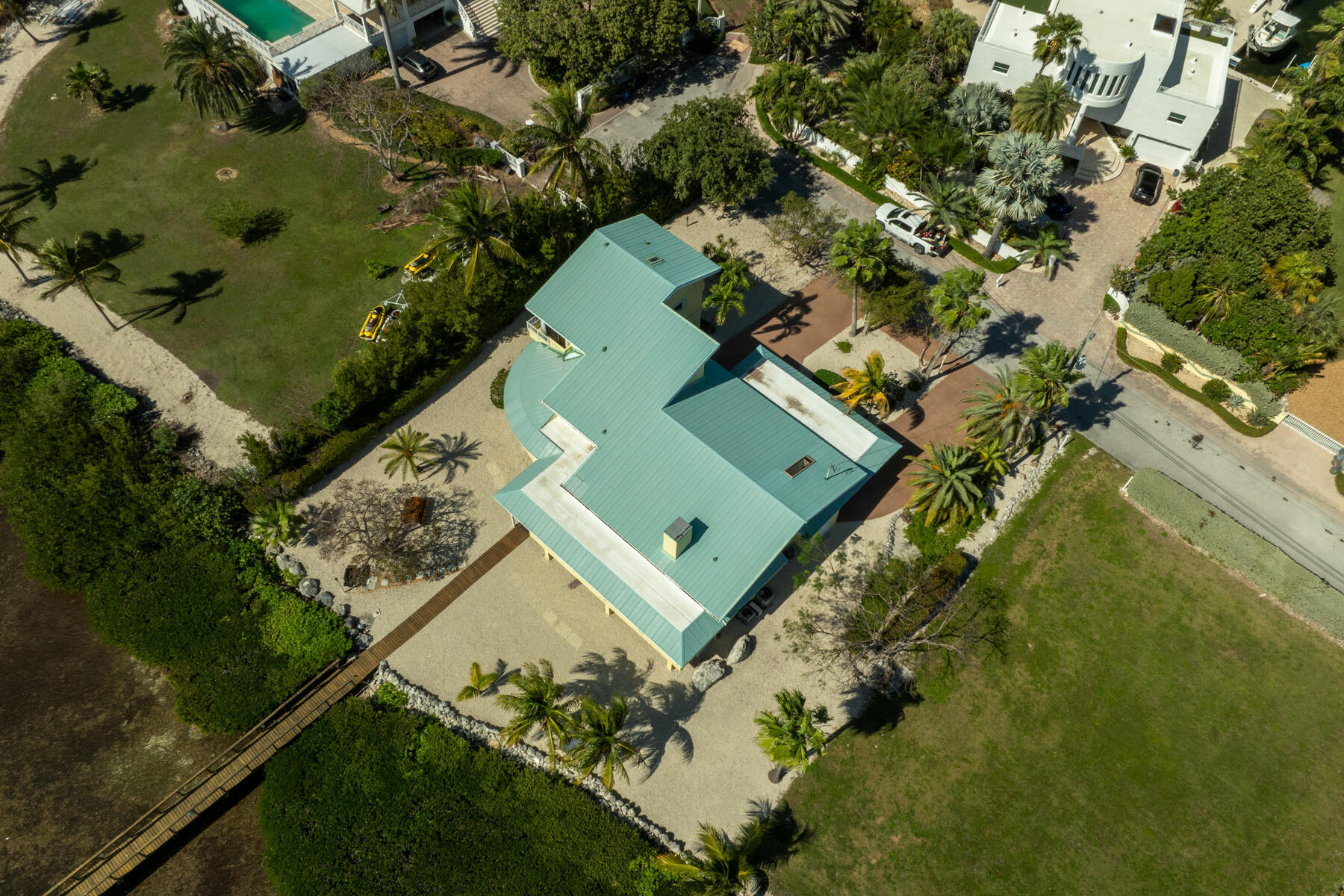 120 Pirates Cove Drive Property Photo 8