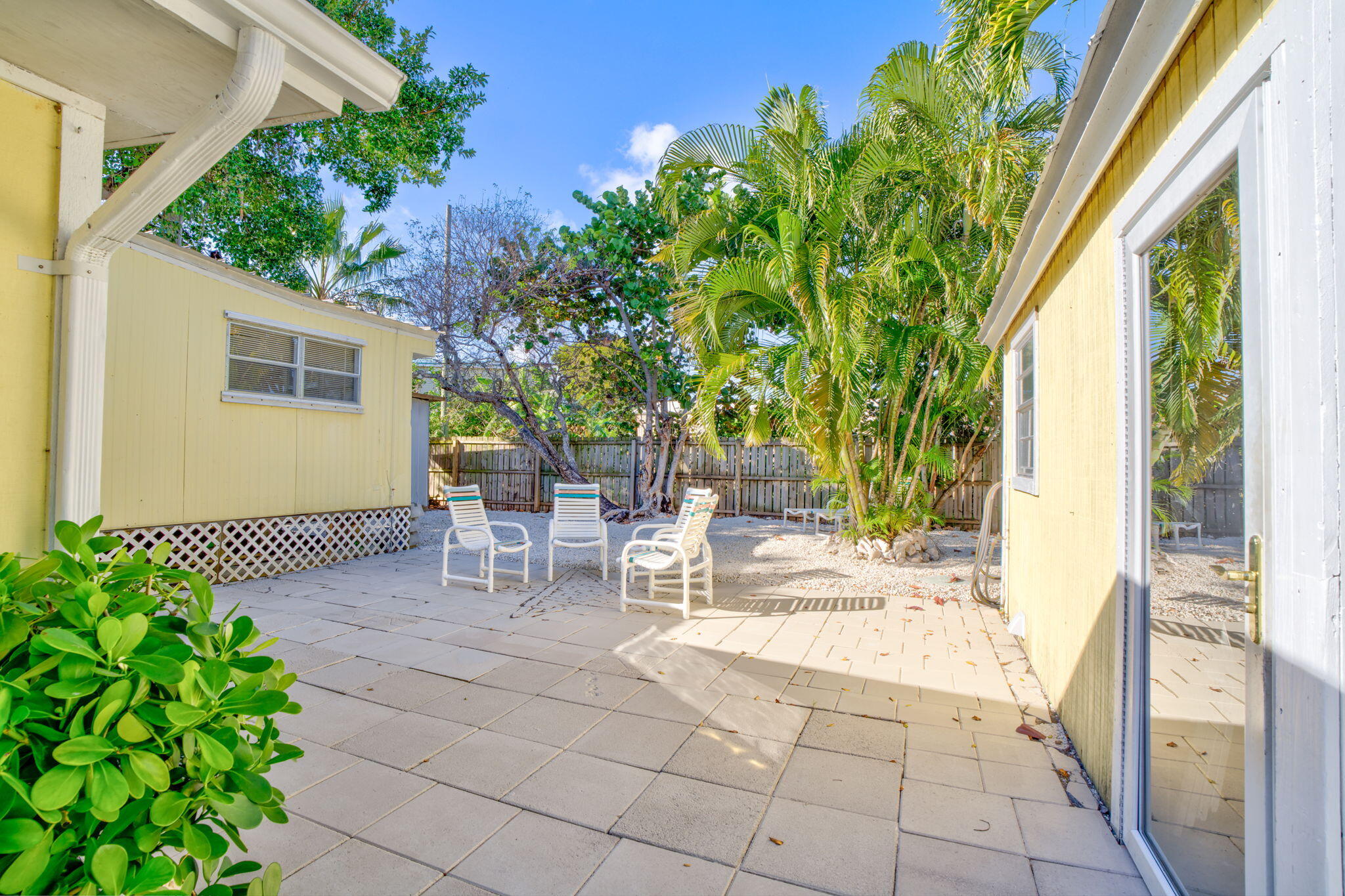 28131 Helen Avenue Property Photo