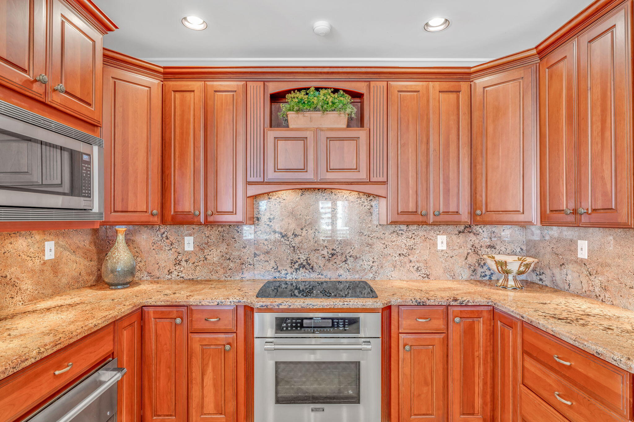 160 1st Street Property Photo 14