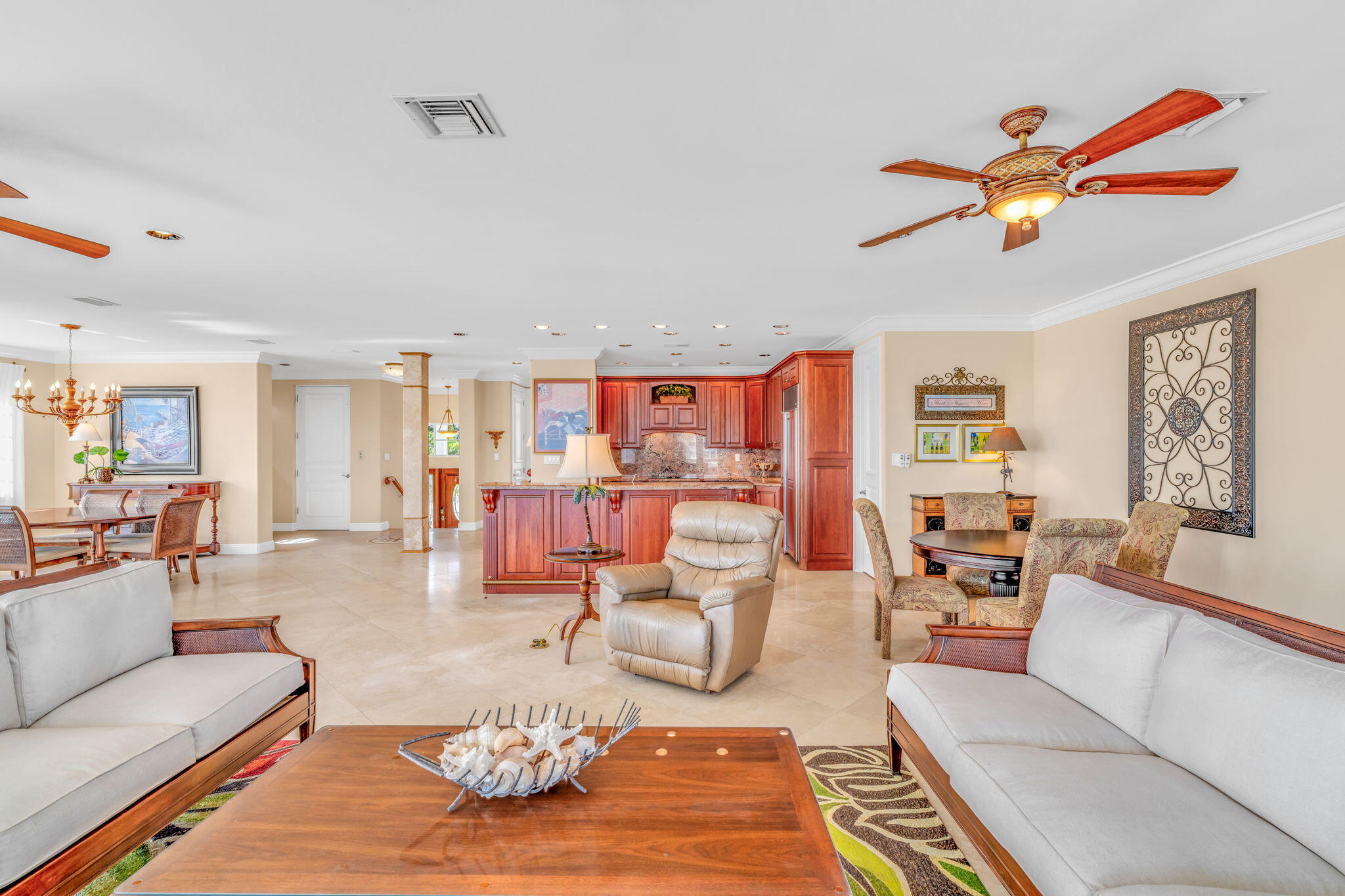 160 1st Street Property Photo 21