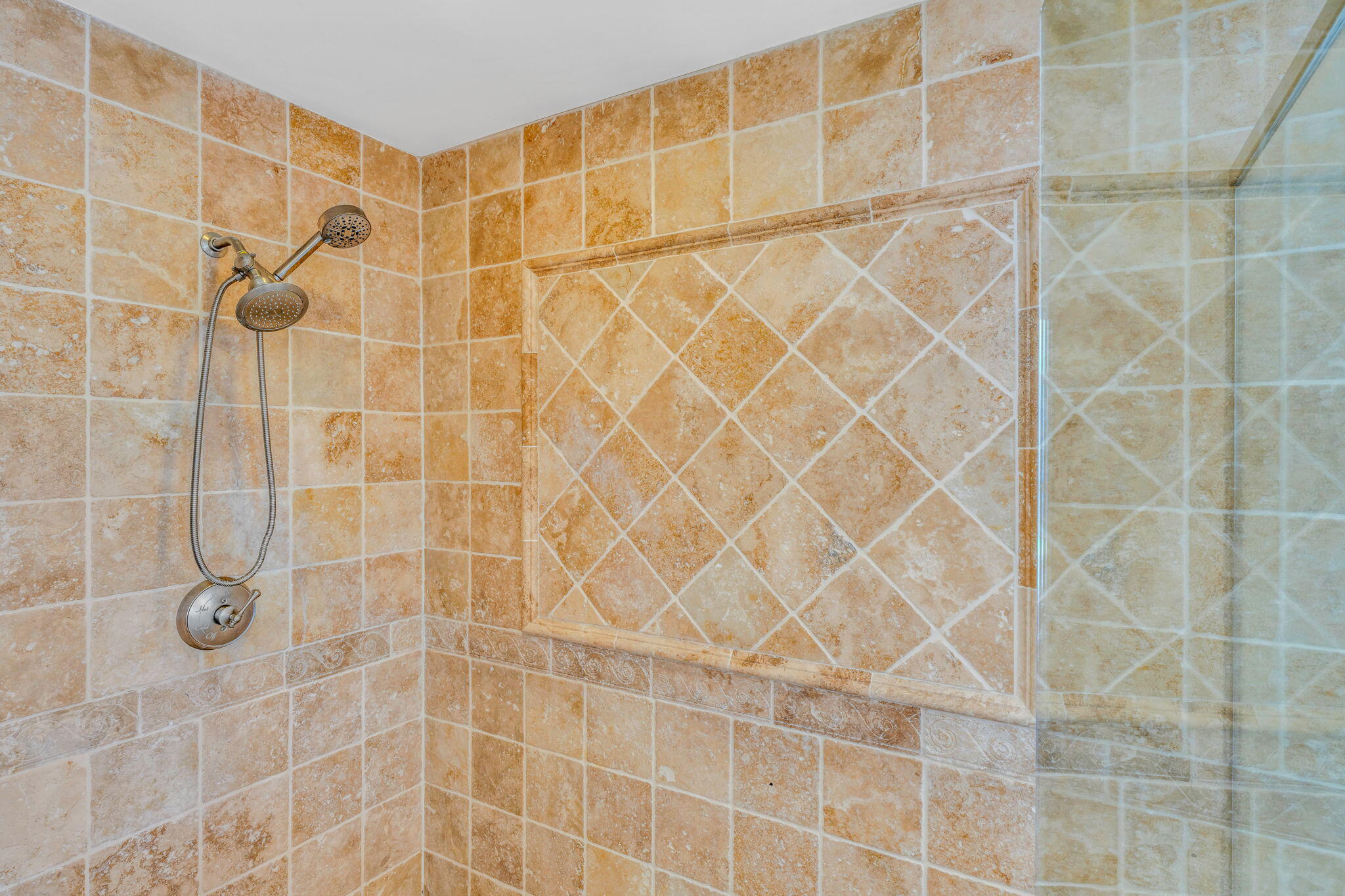 160 1st Street Property Photo 38
