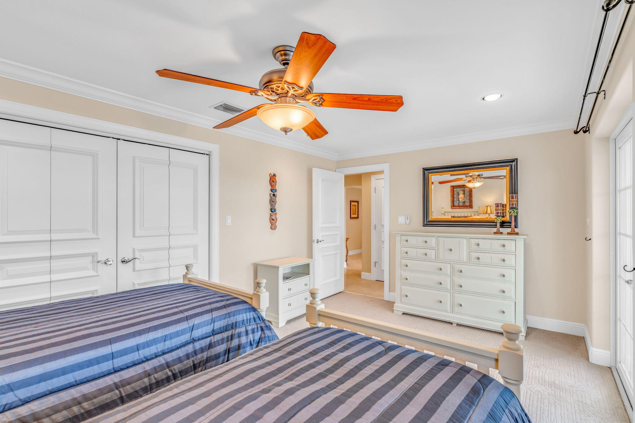 160 1st Street Property Photo 45