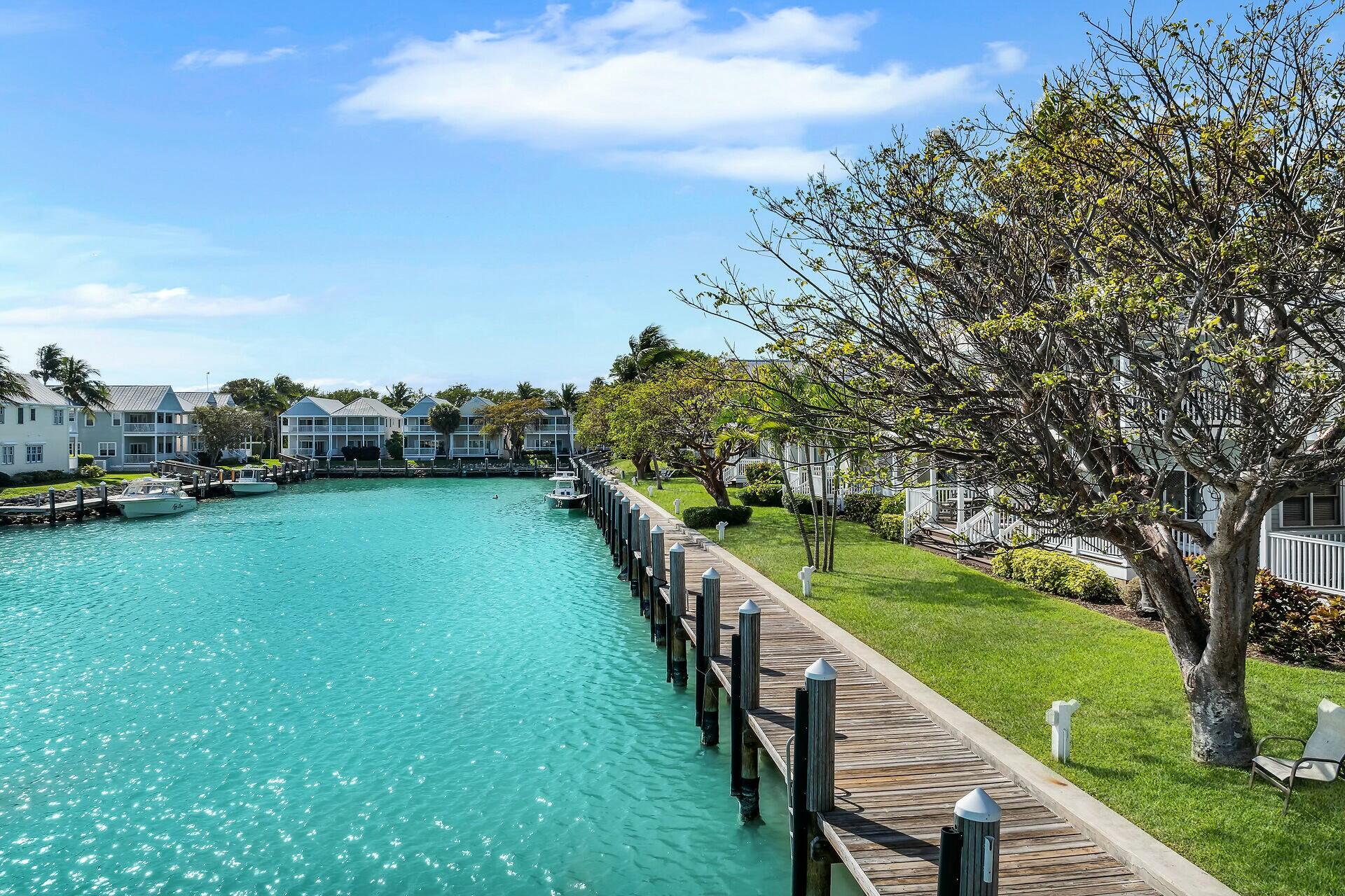 7084 Hawks Cay Boulevard Property Photo 3