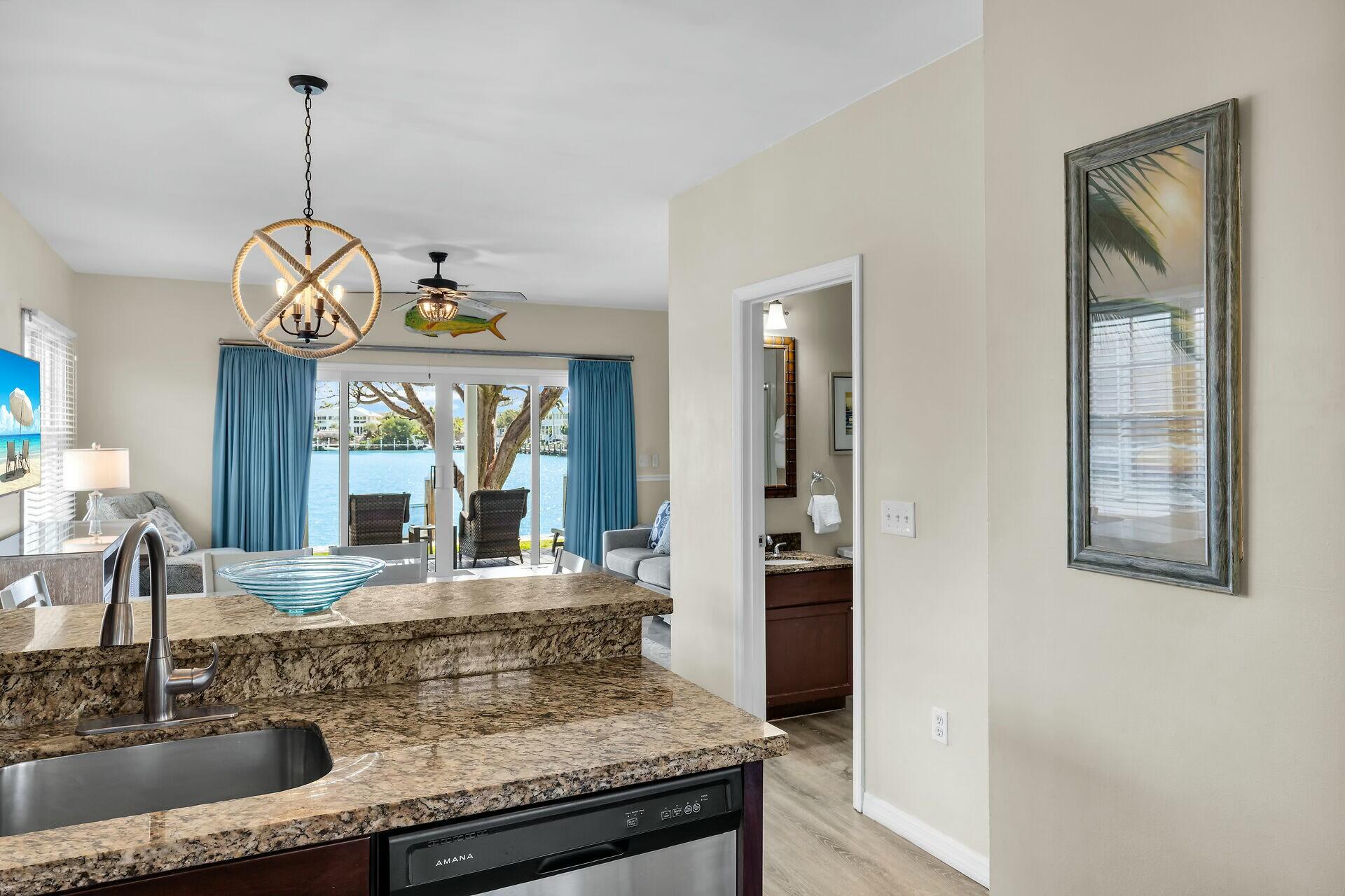 7084 Hawks Cay Boulevard Property Photo 11