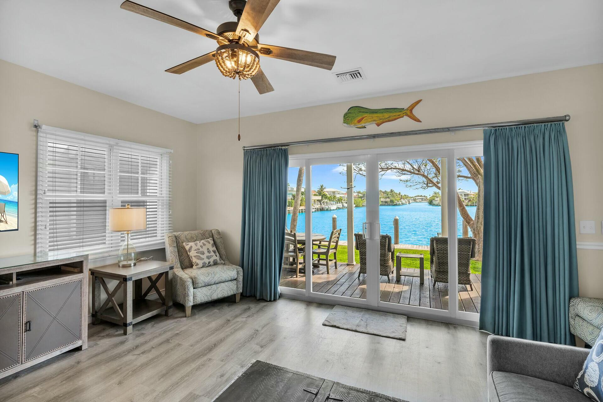 7084 Hawks Cay Boulevard Property Photo 20