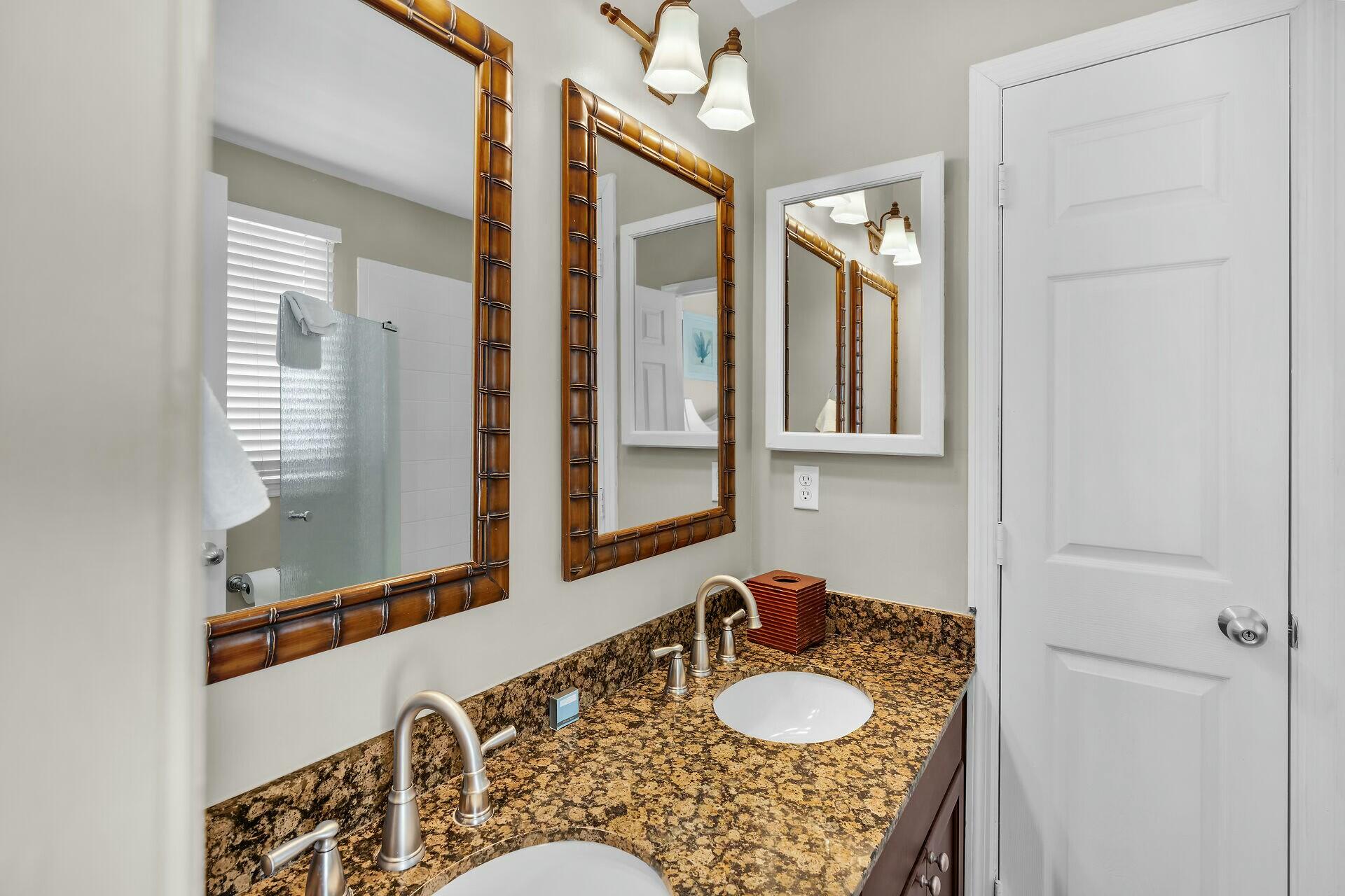 7084 Hawks Cay Boulevard Property Photo 30