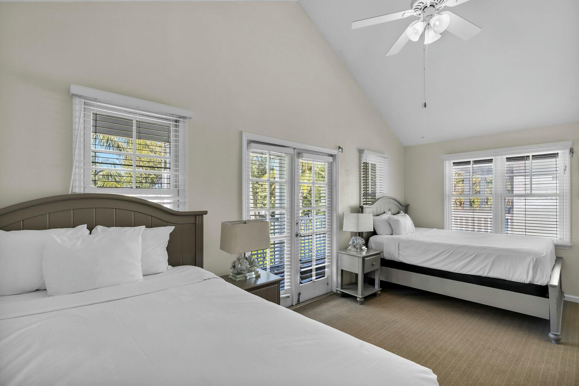 7084 Hawks Cay Boulevard Property Photo 35