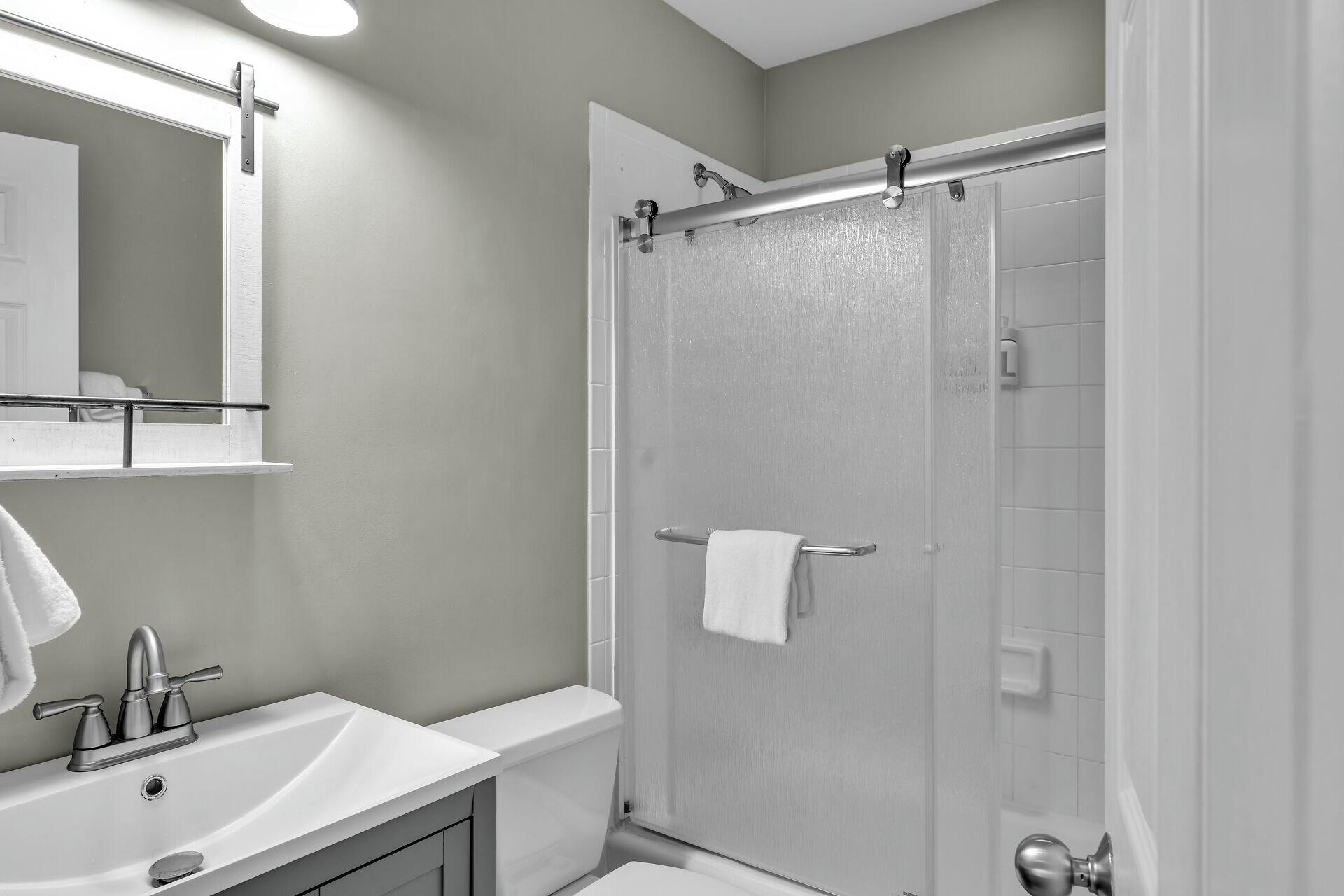 7084 Hawks Cay Boulevard Property Photo 38