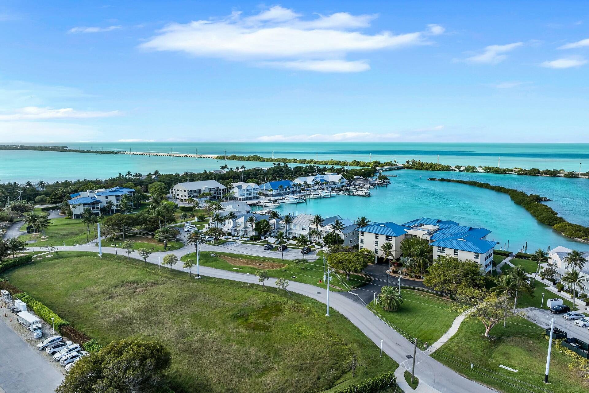 7084 Hawks Cay Boulevard Property Photo 55