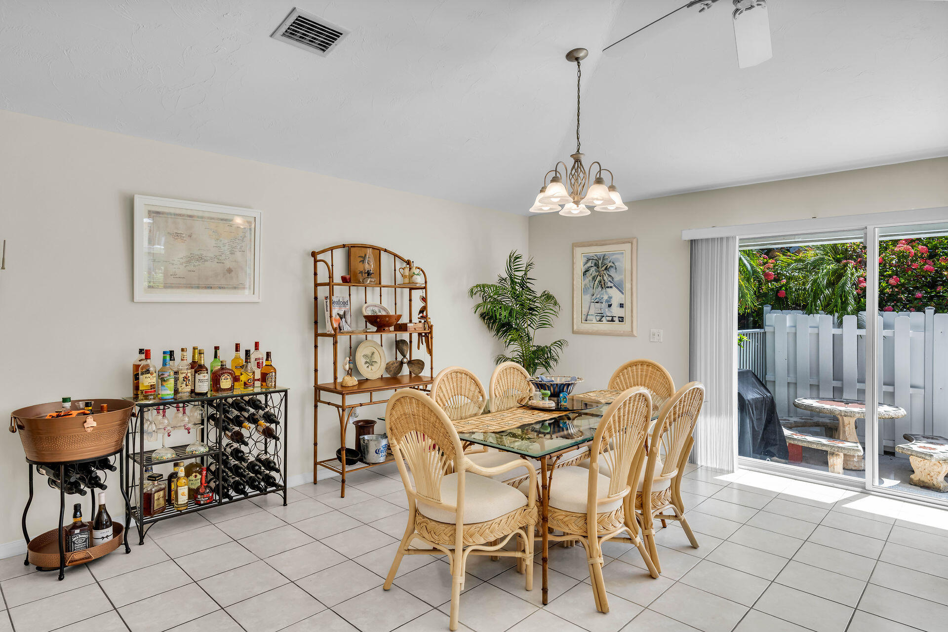 120 9th Street Property Photo 14