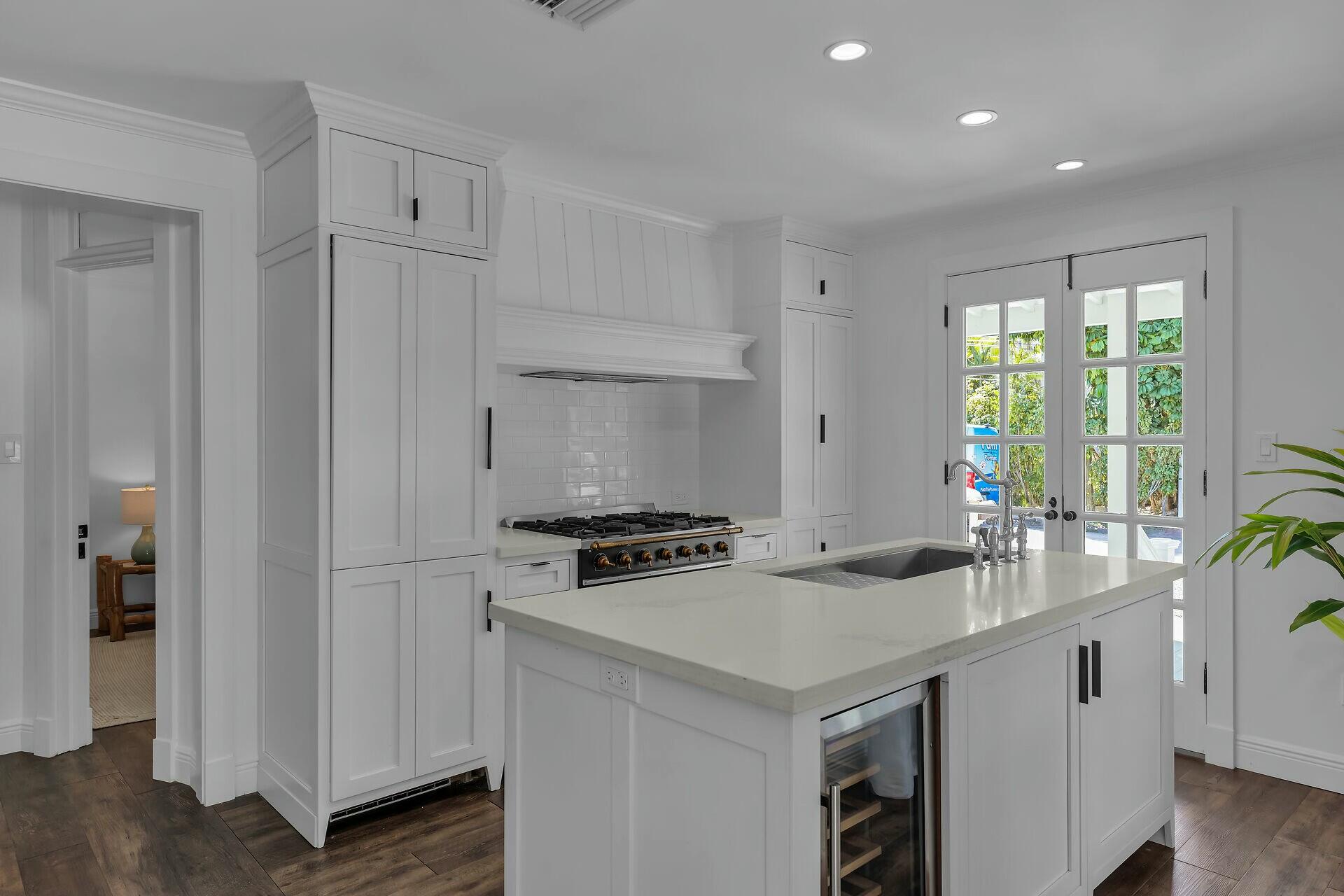 1401 Grinnell Street Property Photo 4