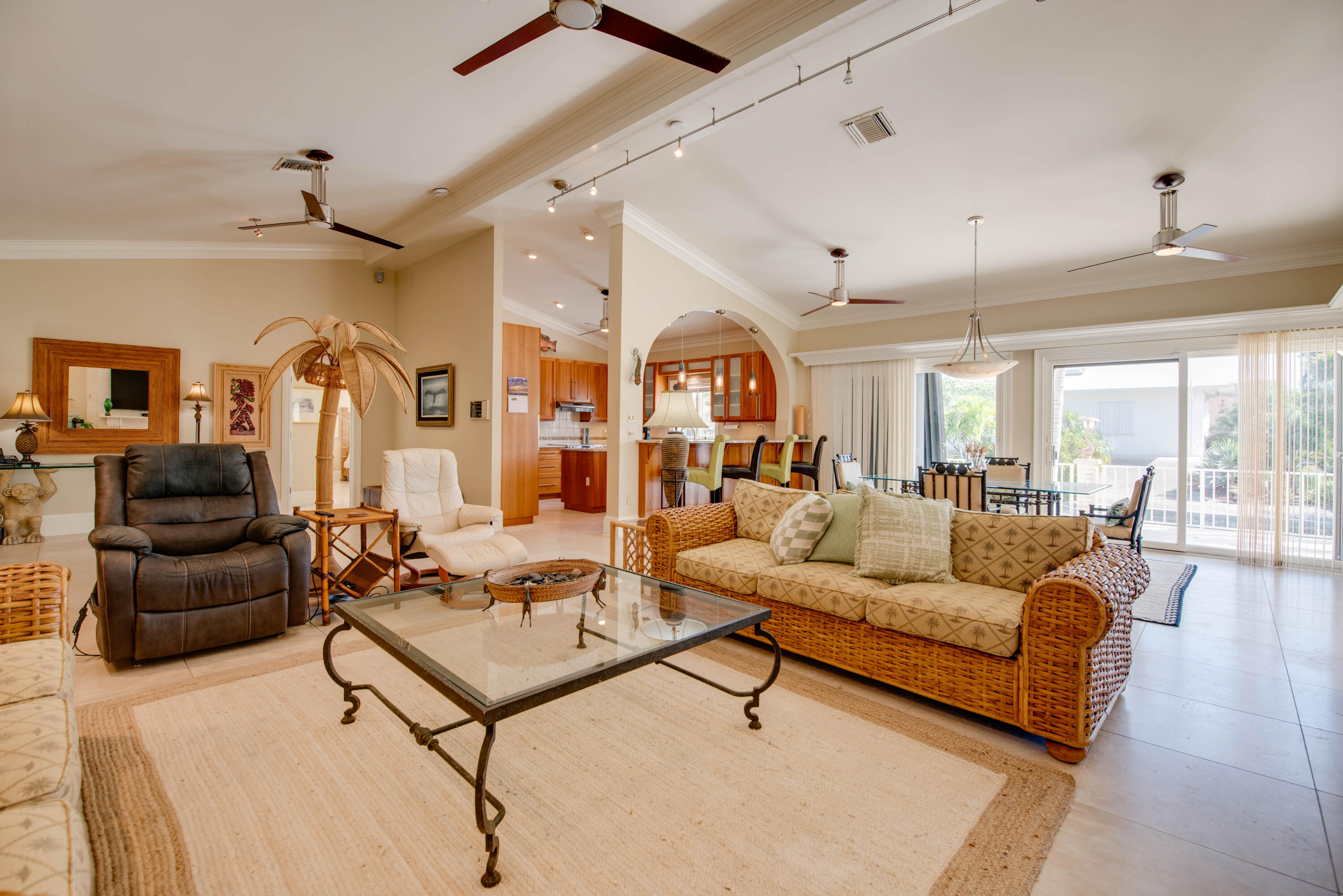 531 Seminole Drive Property Photo 12